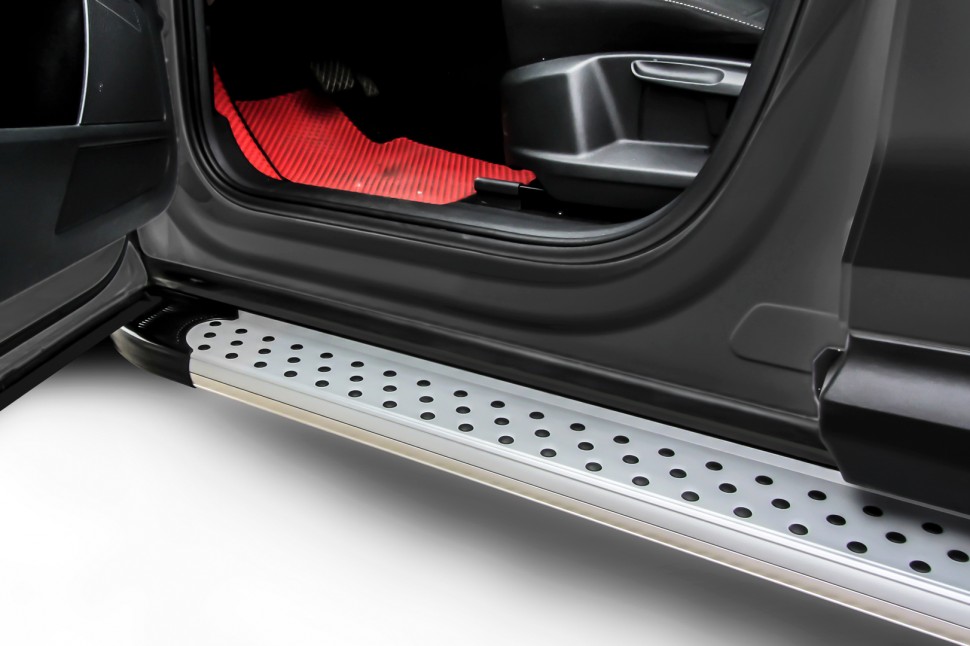 Боковые подножки алюминиевые Ford EcoSport с 2017, модель Standart Silver