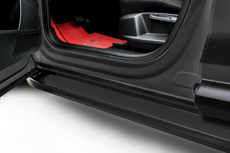 Боковые подножки алюминиевые Kia Sportage с 2016, модель Optima Black