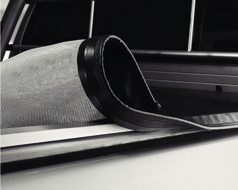 'Крышка кузова виниловая в комплекте с защитной дугой для Volkswagen Amarok 2010- н в'