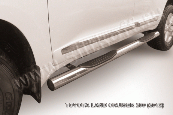 'Пороги из нержавеющей стали с проступями Toyota Land Cruiser 200 с 2012'