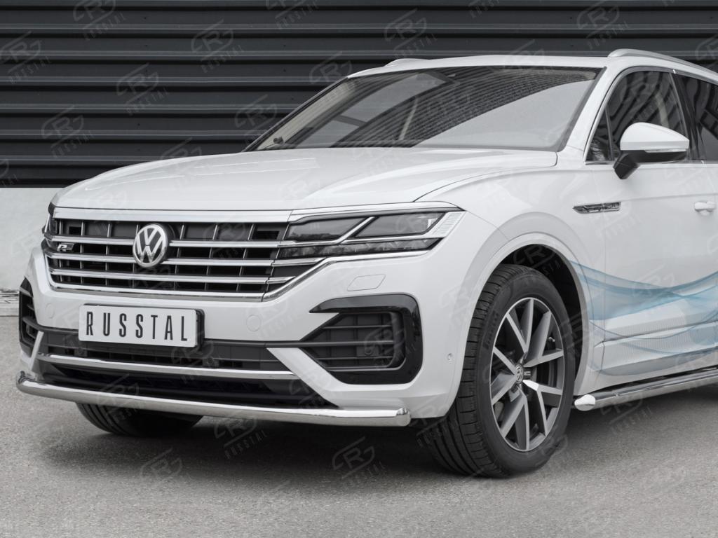 Защита переднего бампера D63 секции  для Volkswagen Touareg 2018- (копия)