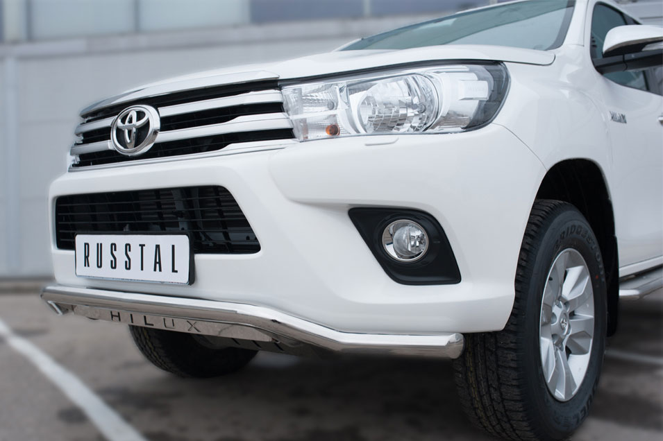 'Защита переднего бампера Toyota Hilux с 2015 (Одинарная с надписью)'