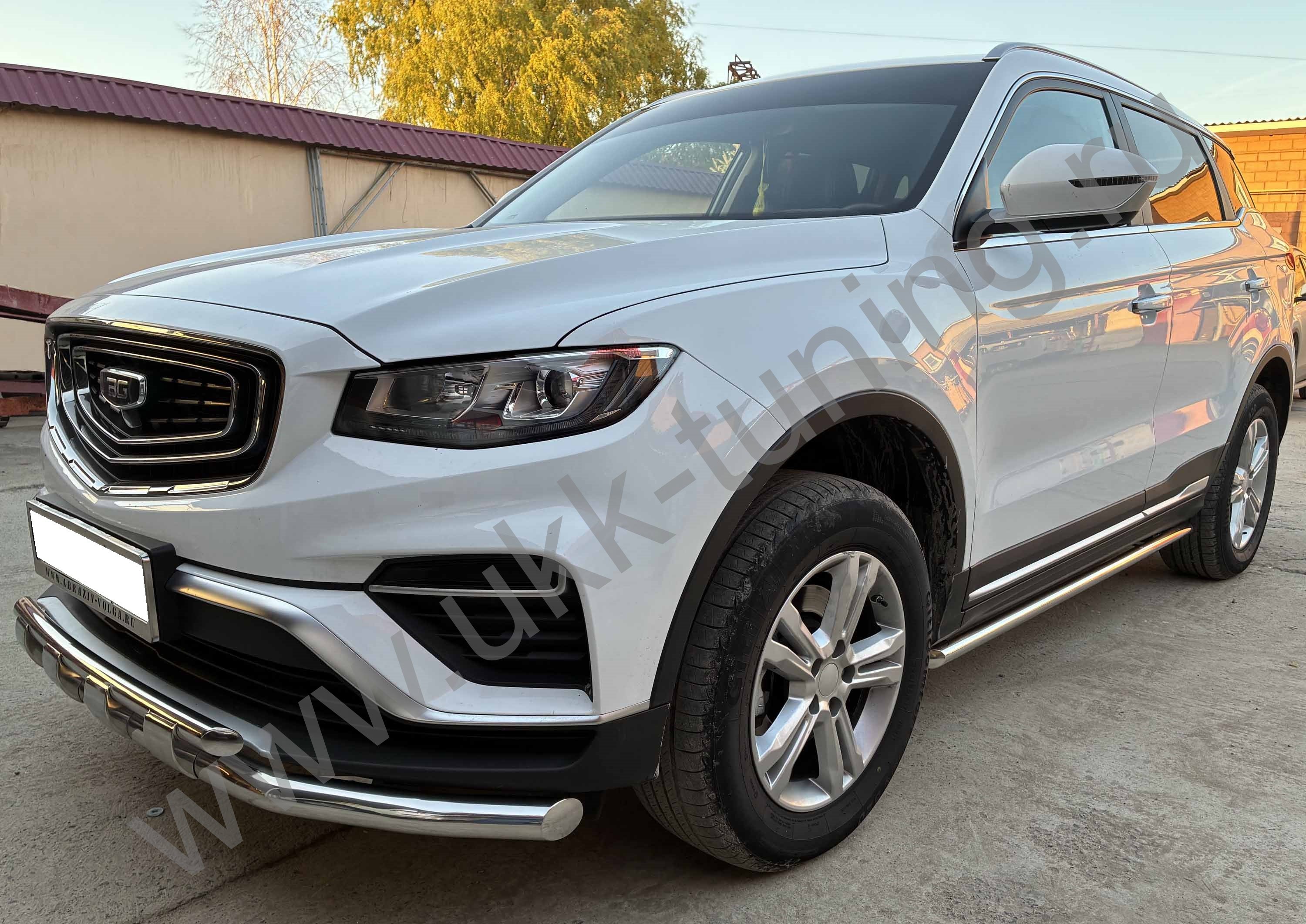 Защита переднего бампера двойная с перемычками Geely Atlas Pro с 2021