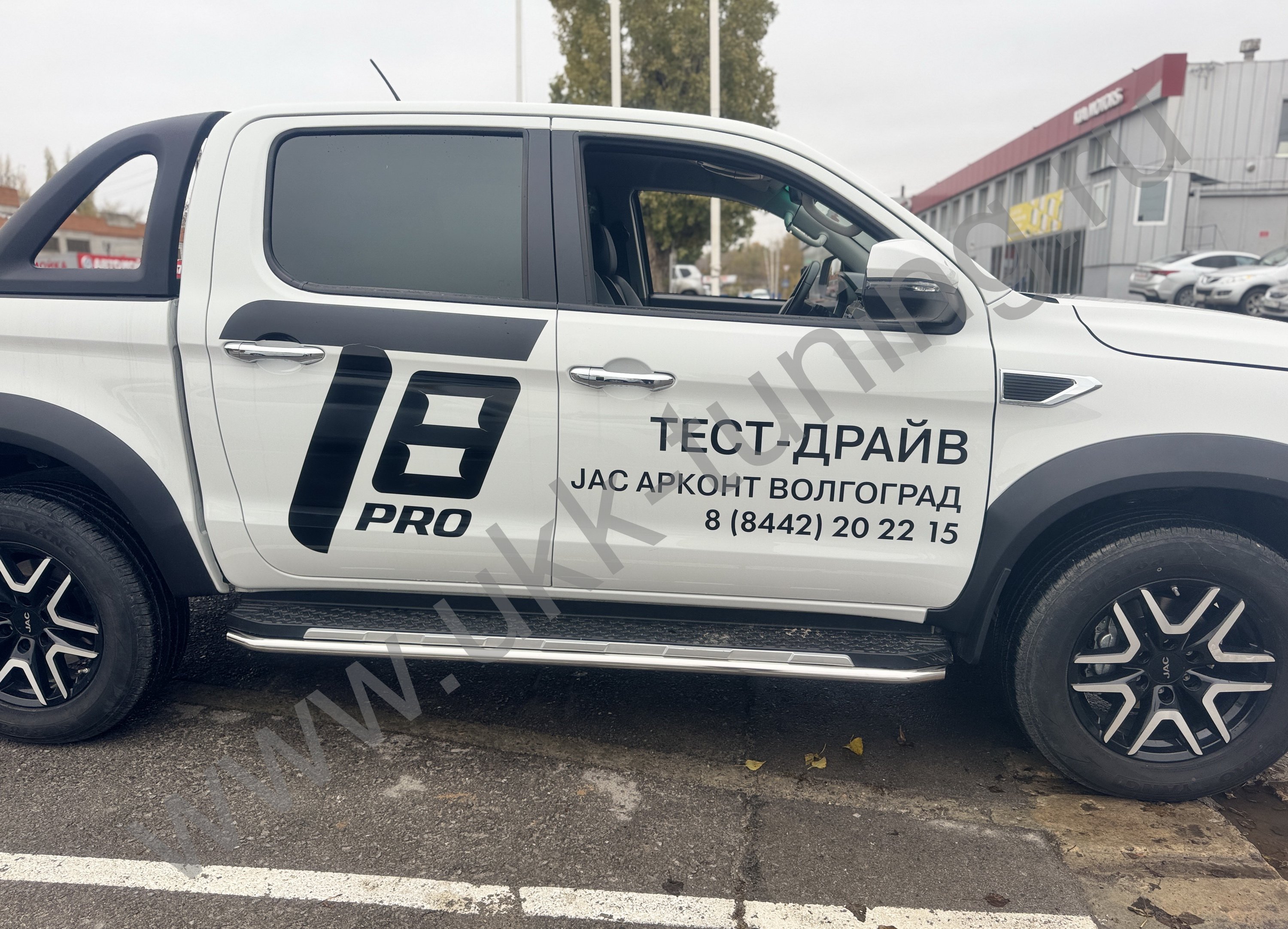 Боковые подножки JAC T8 Pro с 2020 труба