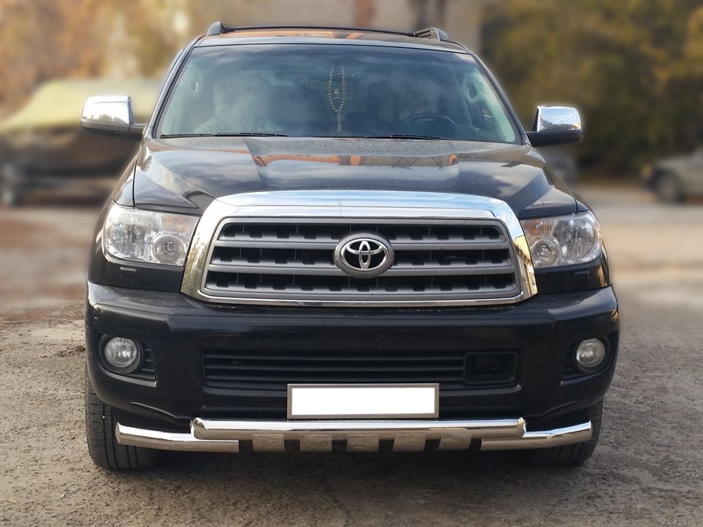 Защита переднего бампера Toyota Sequoia с 2007 d-76 с допнакладками