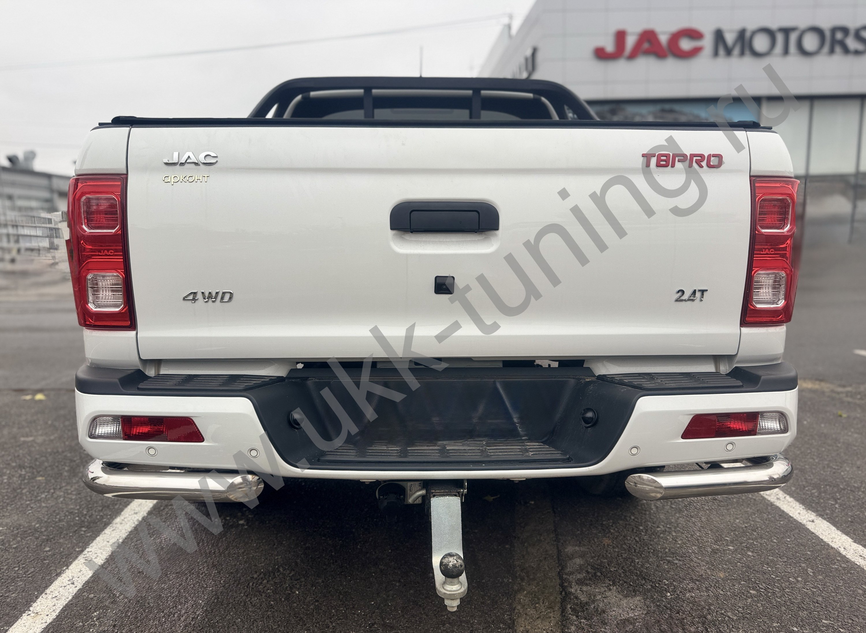 Защита заднего бампера угловая Jac T8 Pro 2020