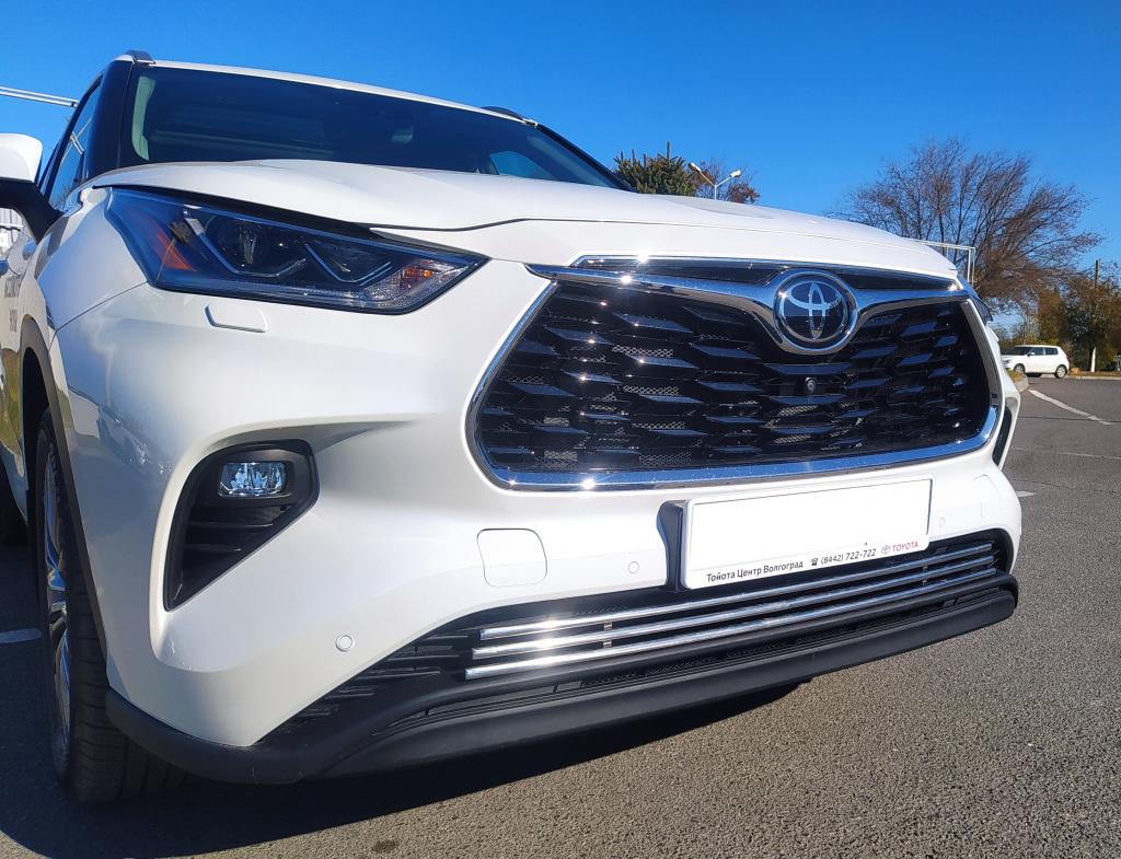 Решетка передняя Toyota Highlander с 2021 16 мм Решетка передняя Toyota Highlander с 2021 16 мм