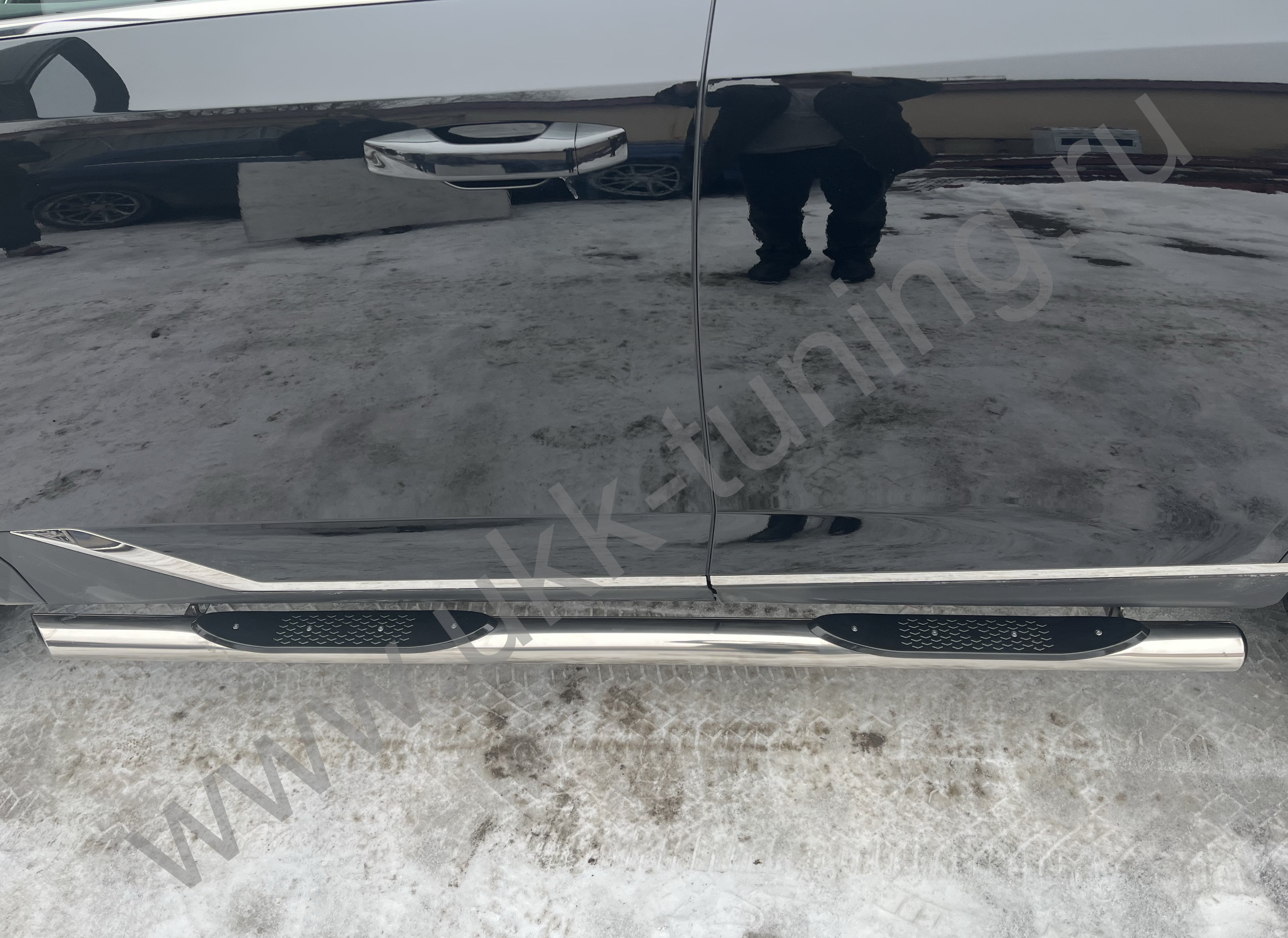 Боковые подножки GAC GS8 с 2025 труба с проступью