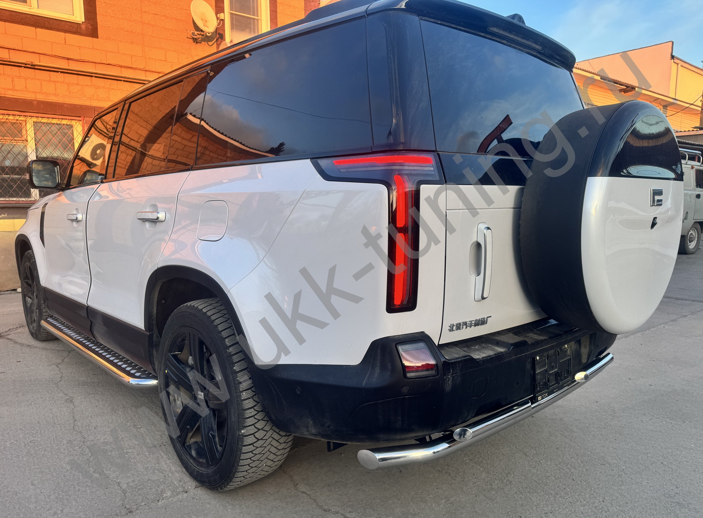 Защита заднего бампера двойная ROX 01