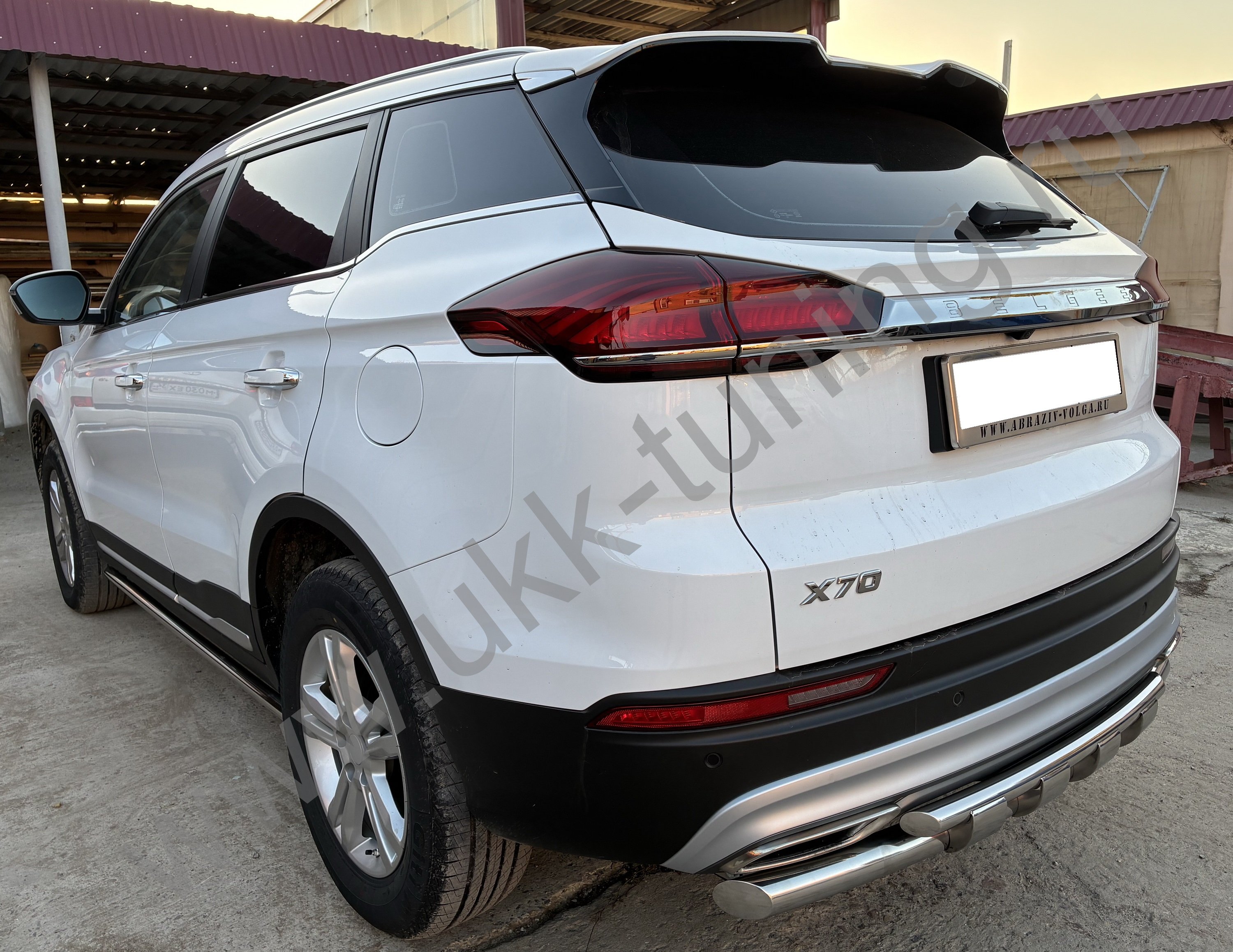 Защита заднего бампера двойная с перемычками  Geely Atlas Pro с 2021