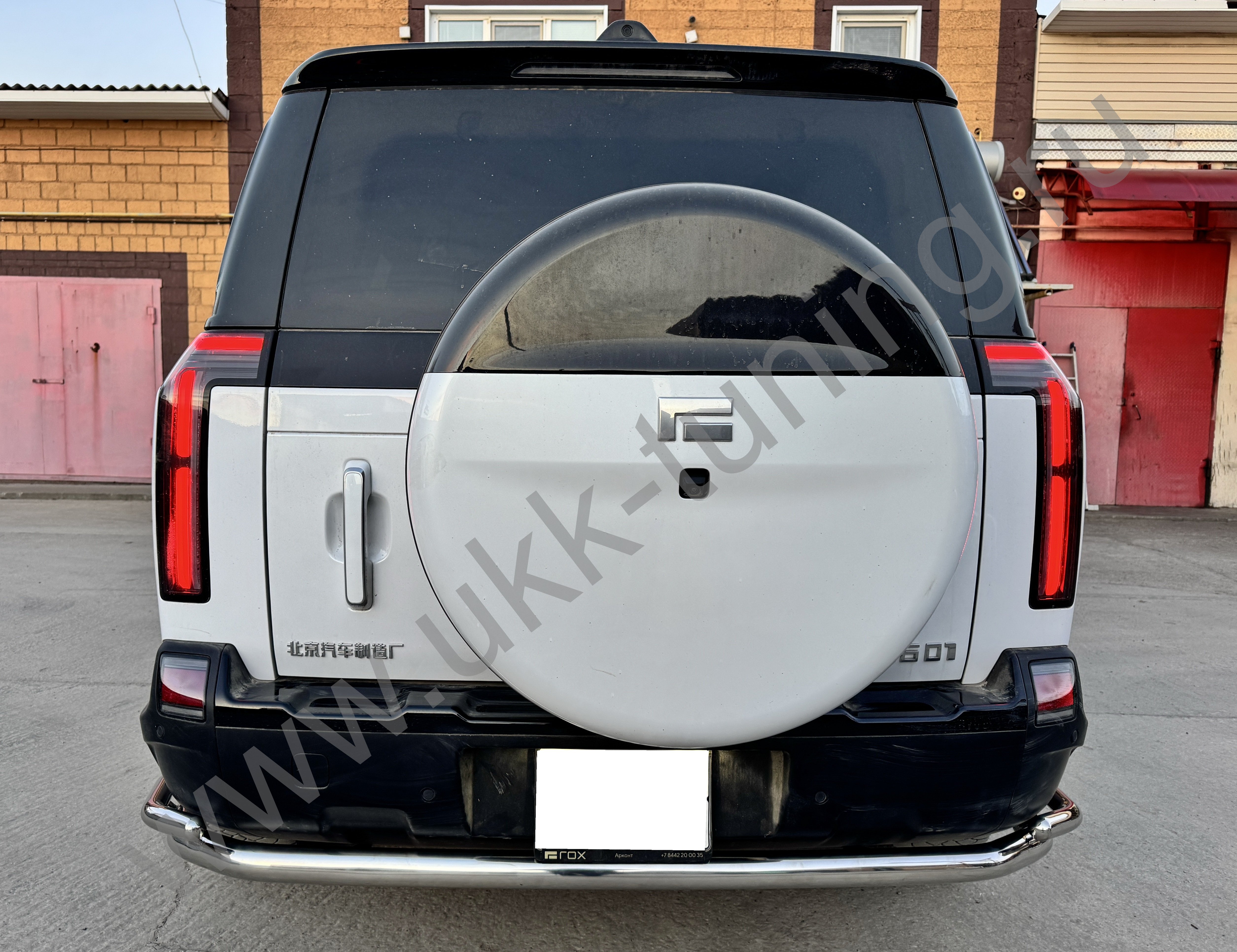 Защита заднего бампера угловая большая двойная ROX 01