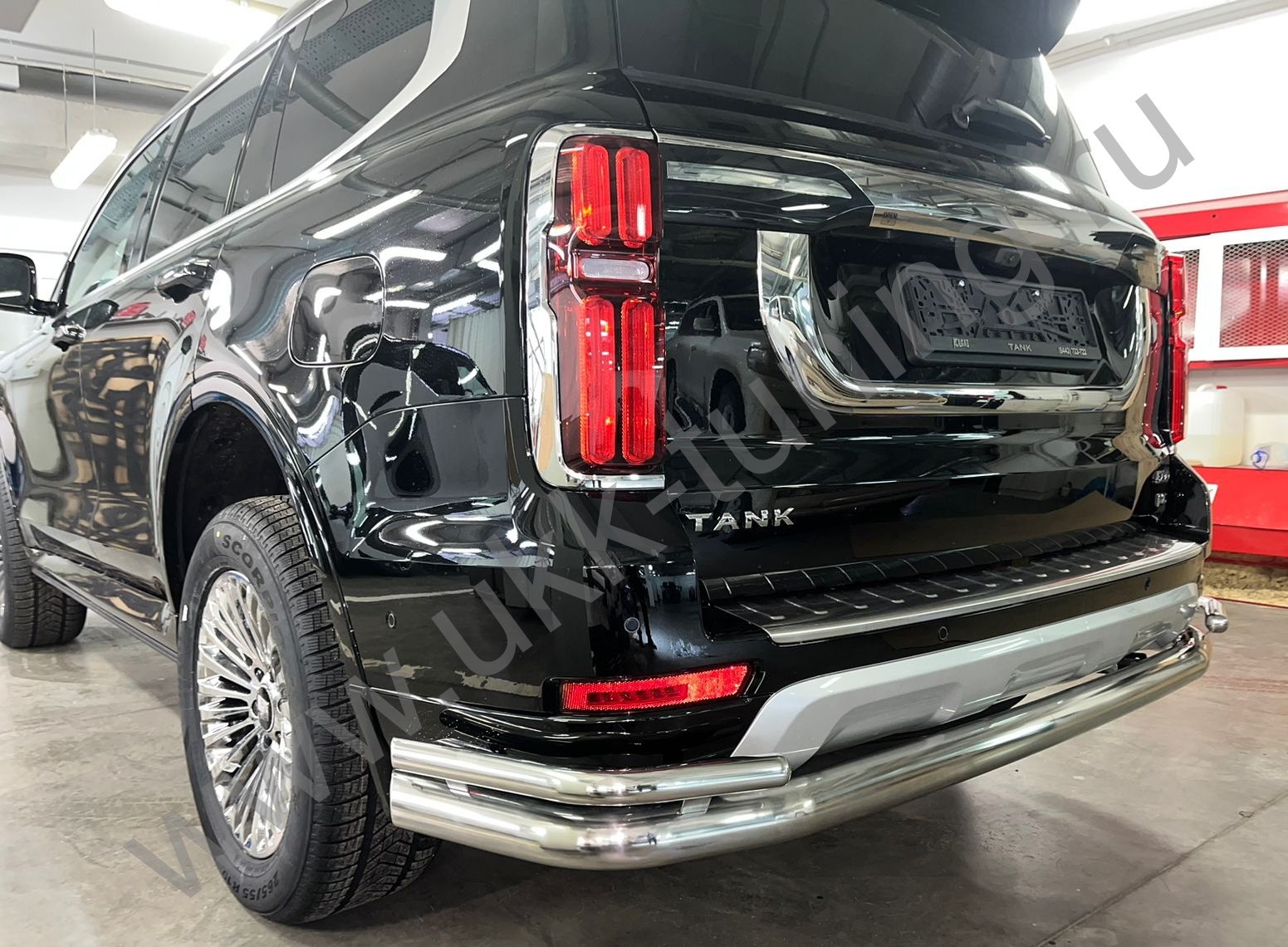 Защита заднего бампера угловая большая двойная Tank 500 с 2023