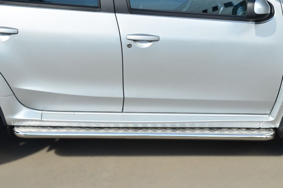 Nissan Terrano 2014- Пороги труба  d42 С листом (Лист алюм,профнерж)(Вариант1) NTRL-001794