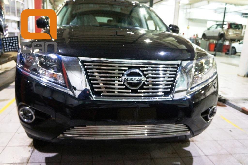 АКЦИЯ!!! Решетка переднего бампера Nissan Pathfinder с 2014 (2 части)