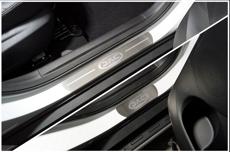 JAC JS4 2022 Накладки на пороги (лист шлифованный надпись JAC) 4шт