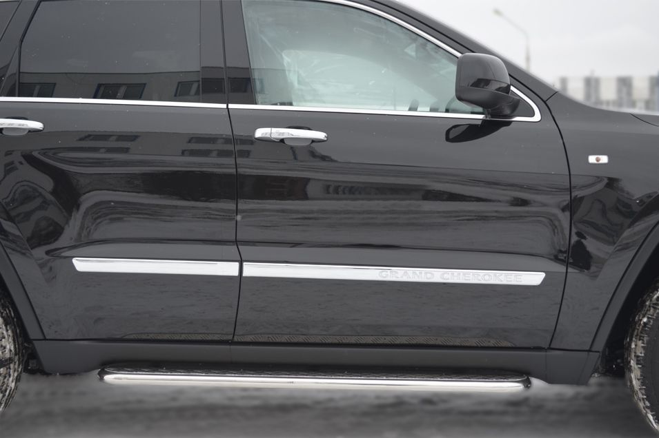 Jeep Grand Cherokee 2012 Пороги труба d42 с листом (Лист алюм, проф нерж) (Вариант 1) JGL-001198