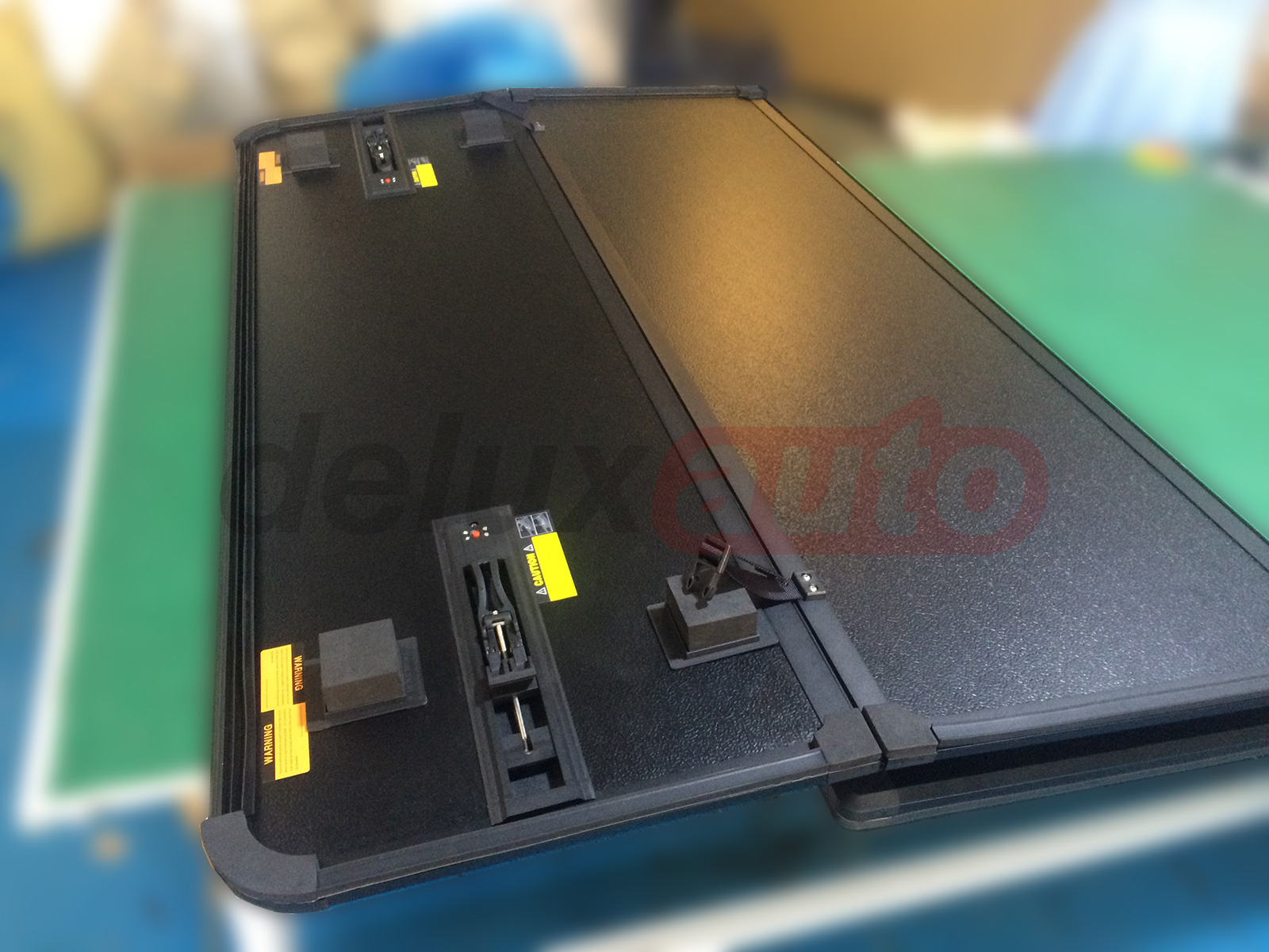 Крышка кузова Dodge Ram с 2008 трехсекционная, алюминиевая