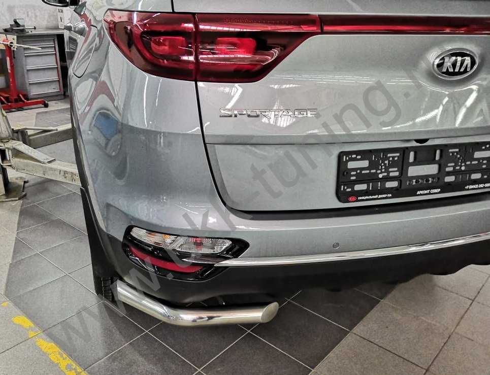 Защита заднего бампера угловая Kia Sportage с 2018-2020