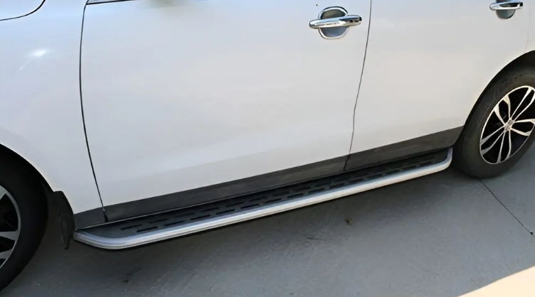 Боковые подножки Geely Tugella