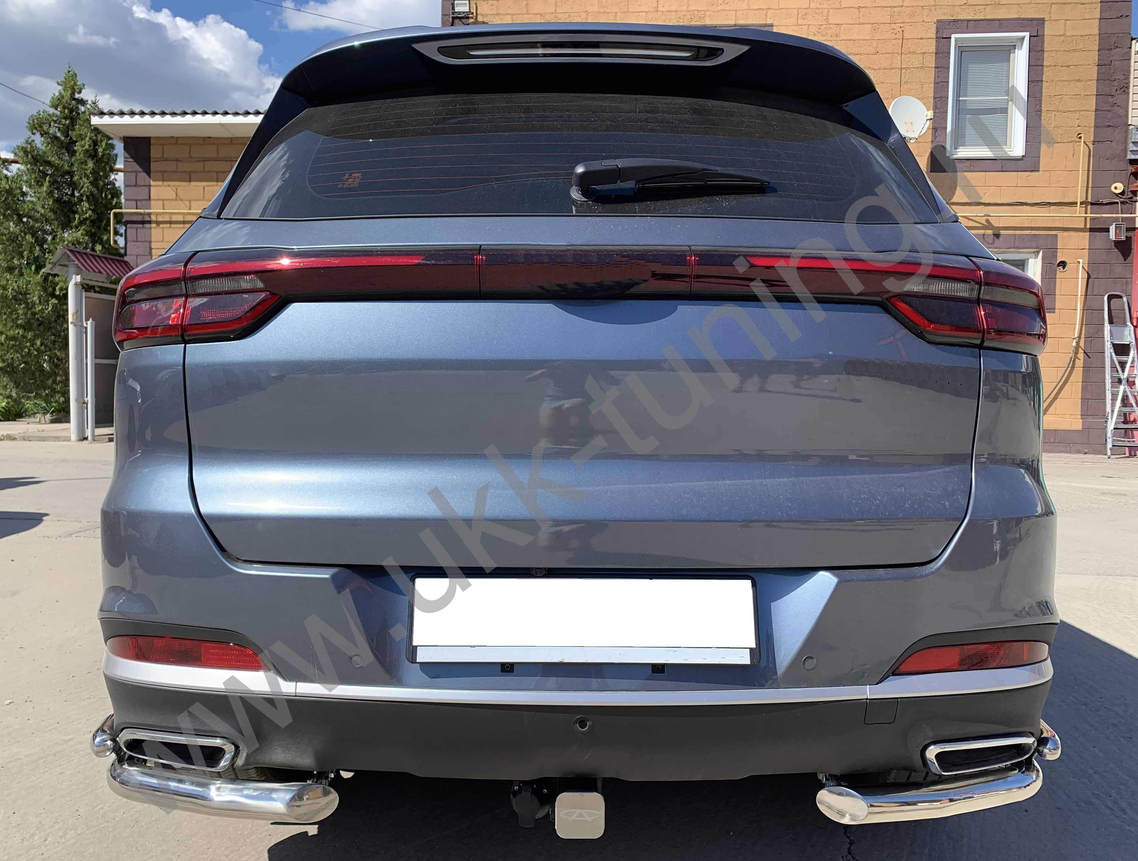 Защита заднего бампера угловая двойная Xcite X-Cross 7 с 2024