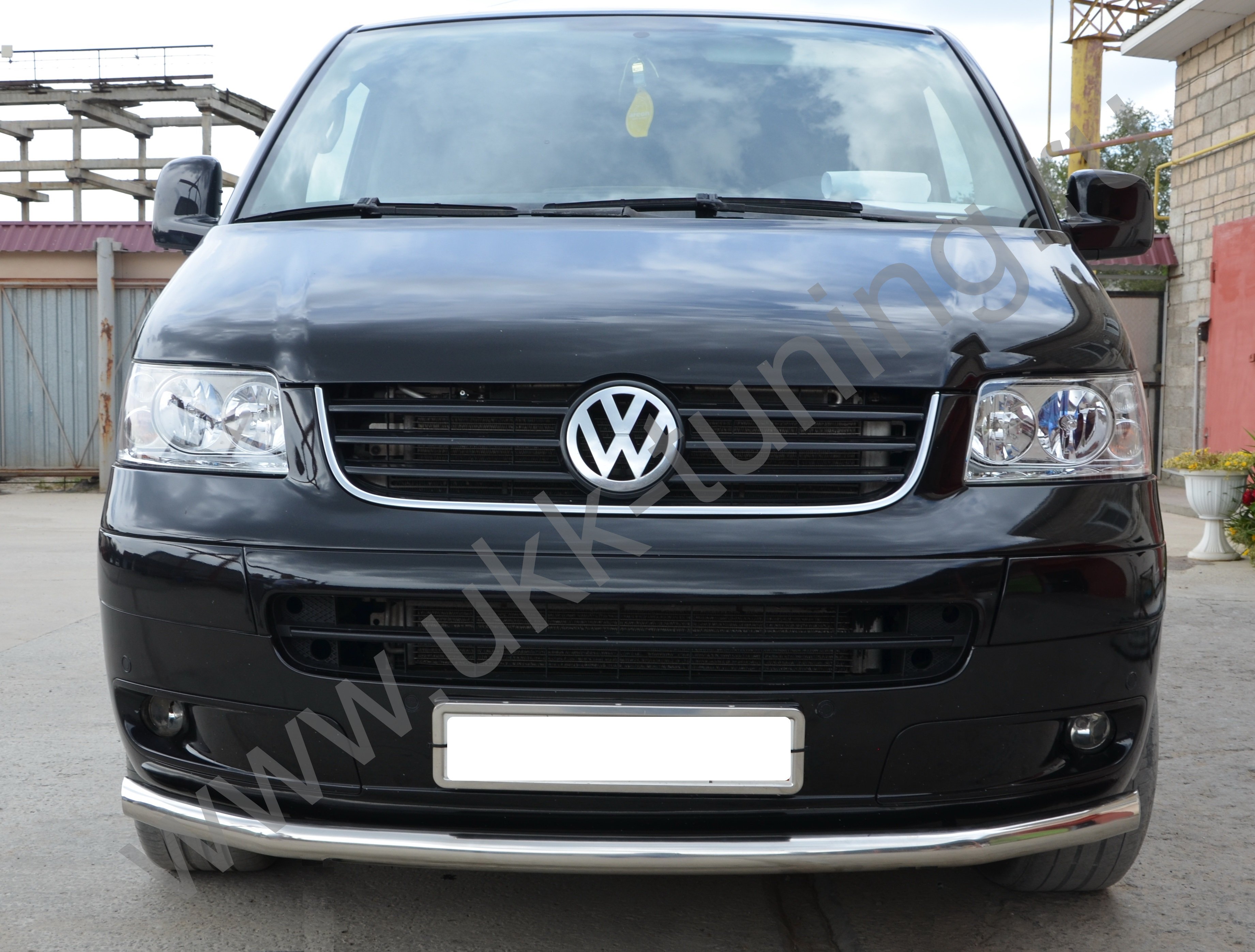 Защита переднего бампера Volkswagen T5 с 2003-2009