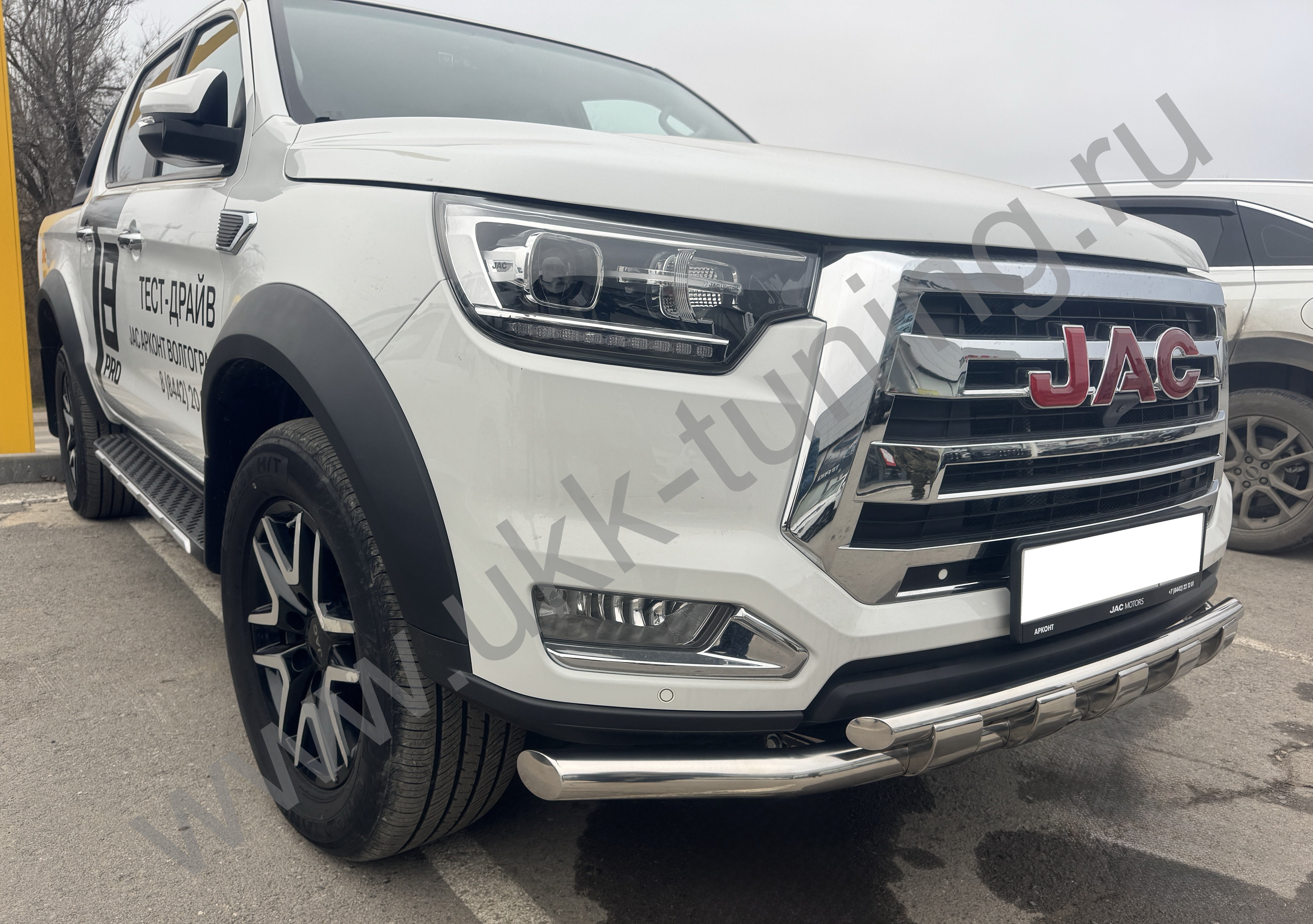 Защита переднего бампера двойная с перемычками Jac T8 Pro 2020