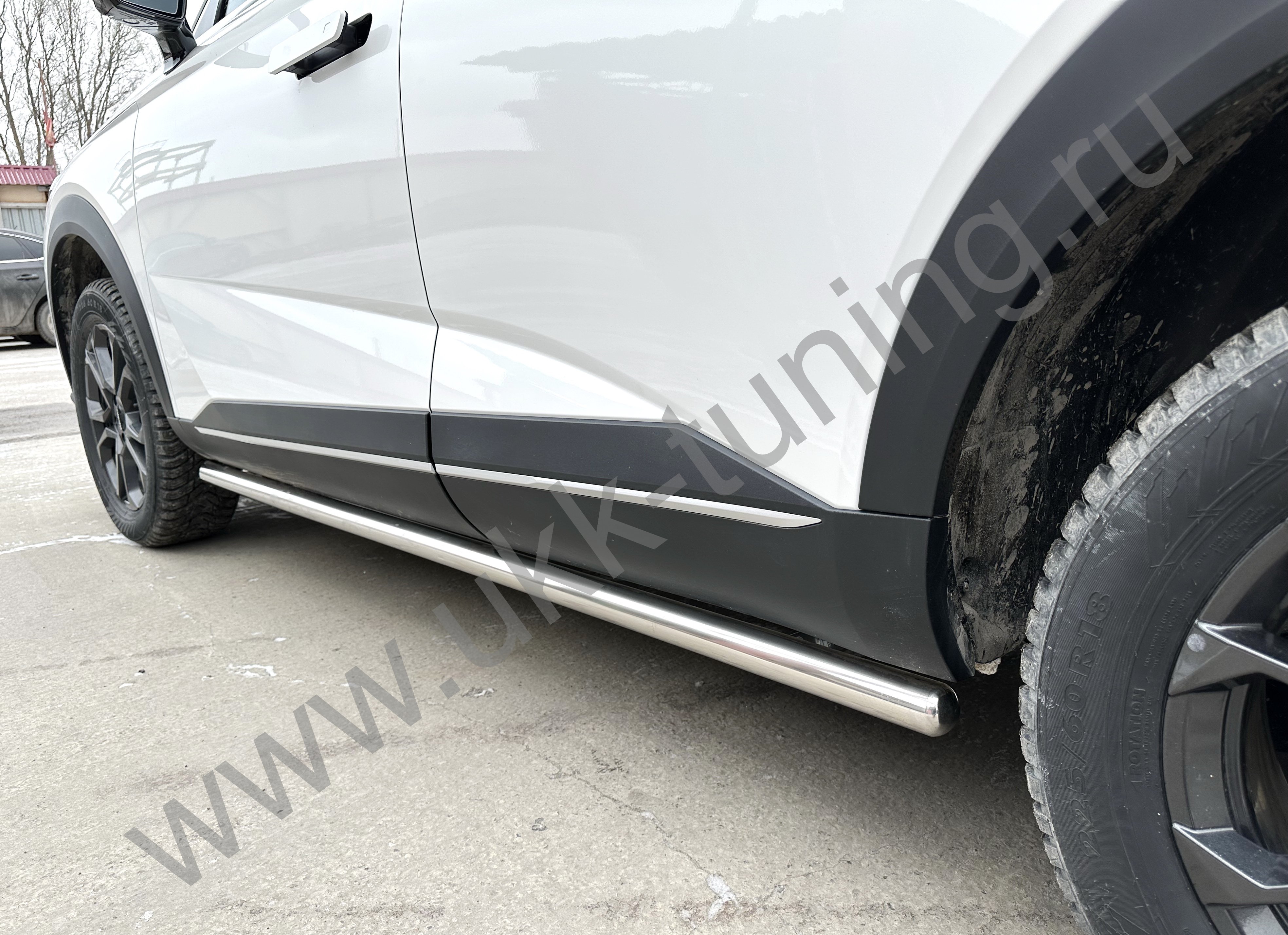 Боковые подножки Haval F7 c 2024 труба