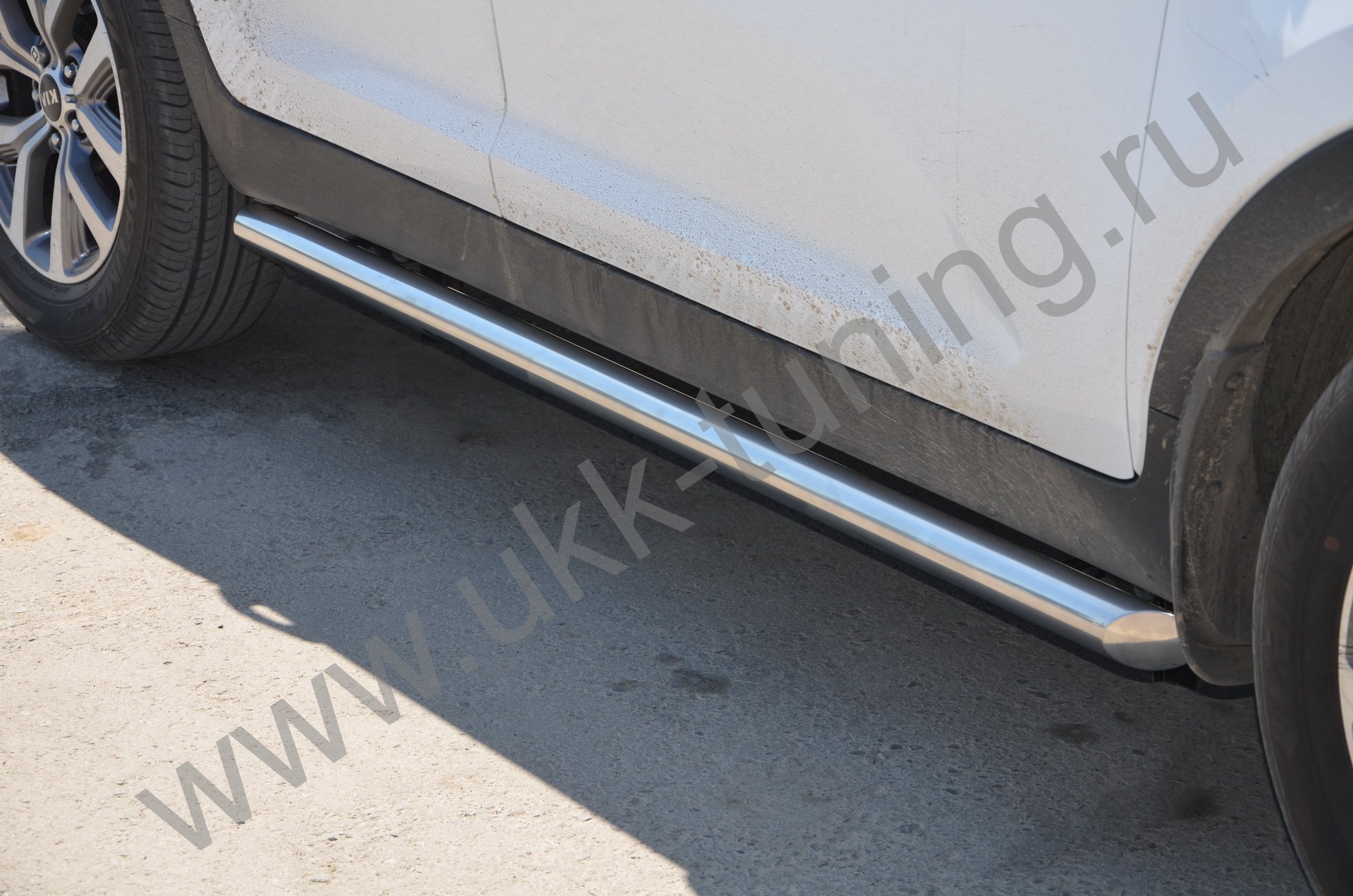 Боковые подножки Kia Sportage 3 с 2010-2015 труба