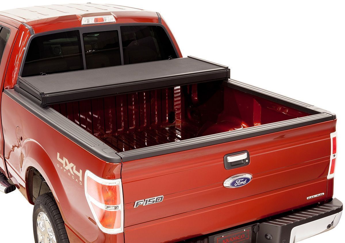 Жесткая трехсекционная крышка Kramco для Ford F-150 