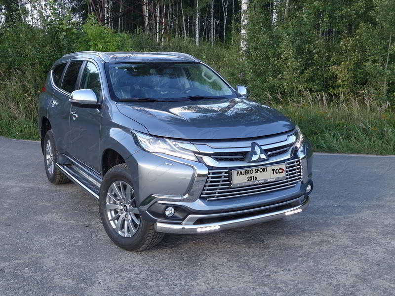 Решетка радиатора Mitsubishi Pajero Sport с 2015 16 мм (для а/м без датчиков парковки)  Решетка радиатора Mitsubishi Pajero Sport с 2015 16 мм (для а/м без датчиков парковки)