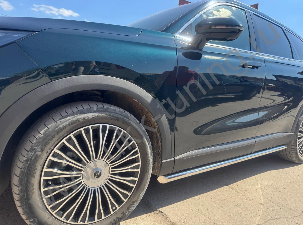 Боковые подножки Chery Tiggo 9 с 2024 труба