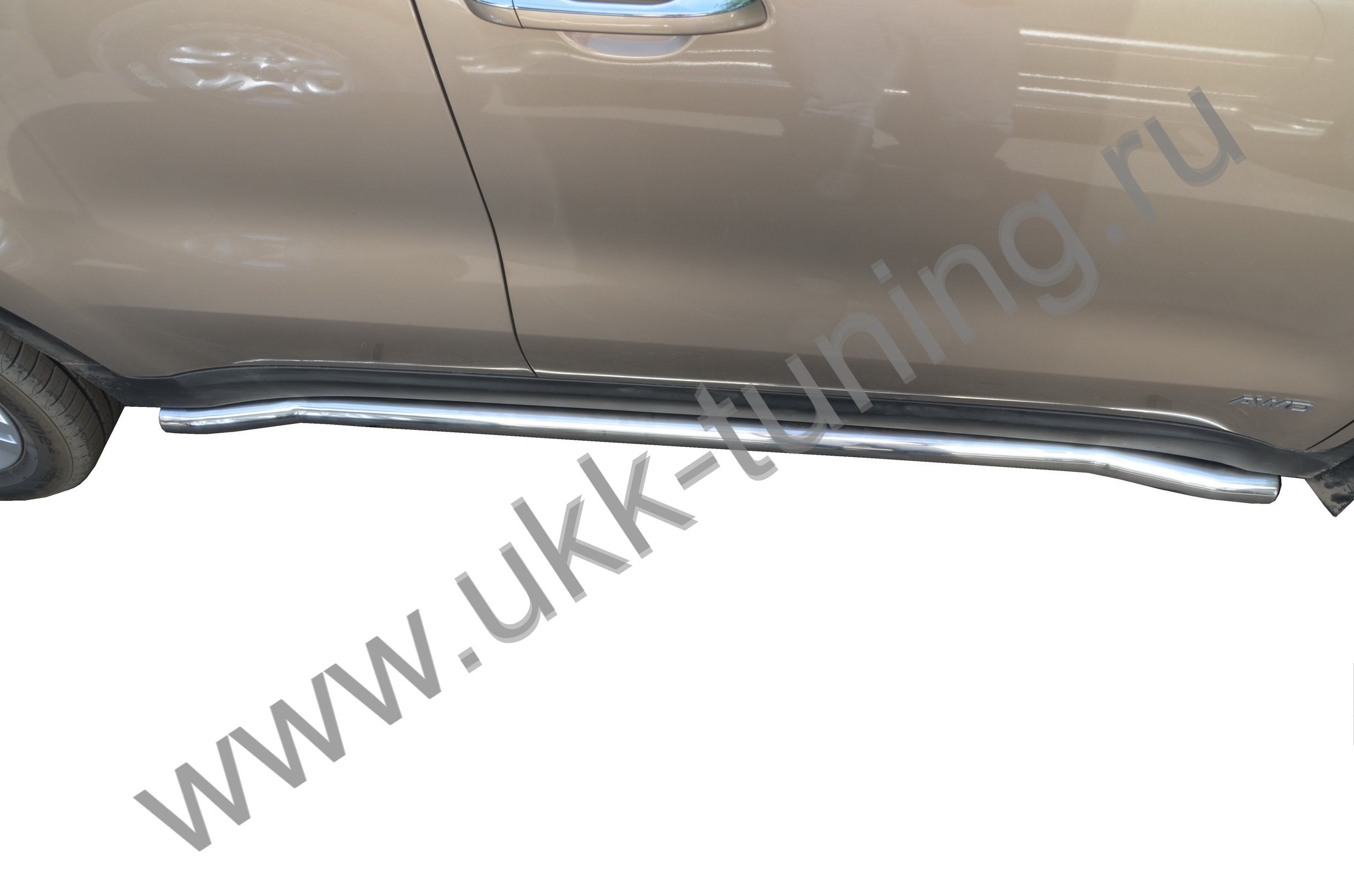 Боковые подножки Kia Sportage 4 с 2015-2018 труба