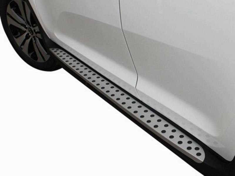 Оригинальные пороги Kia Sportage 2010-2015 (BMW Style) Оригинальные пороги Kia Sportage 2010-2015 (BMW Style)