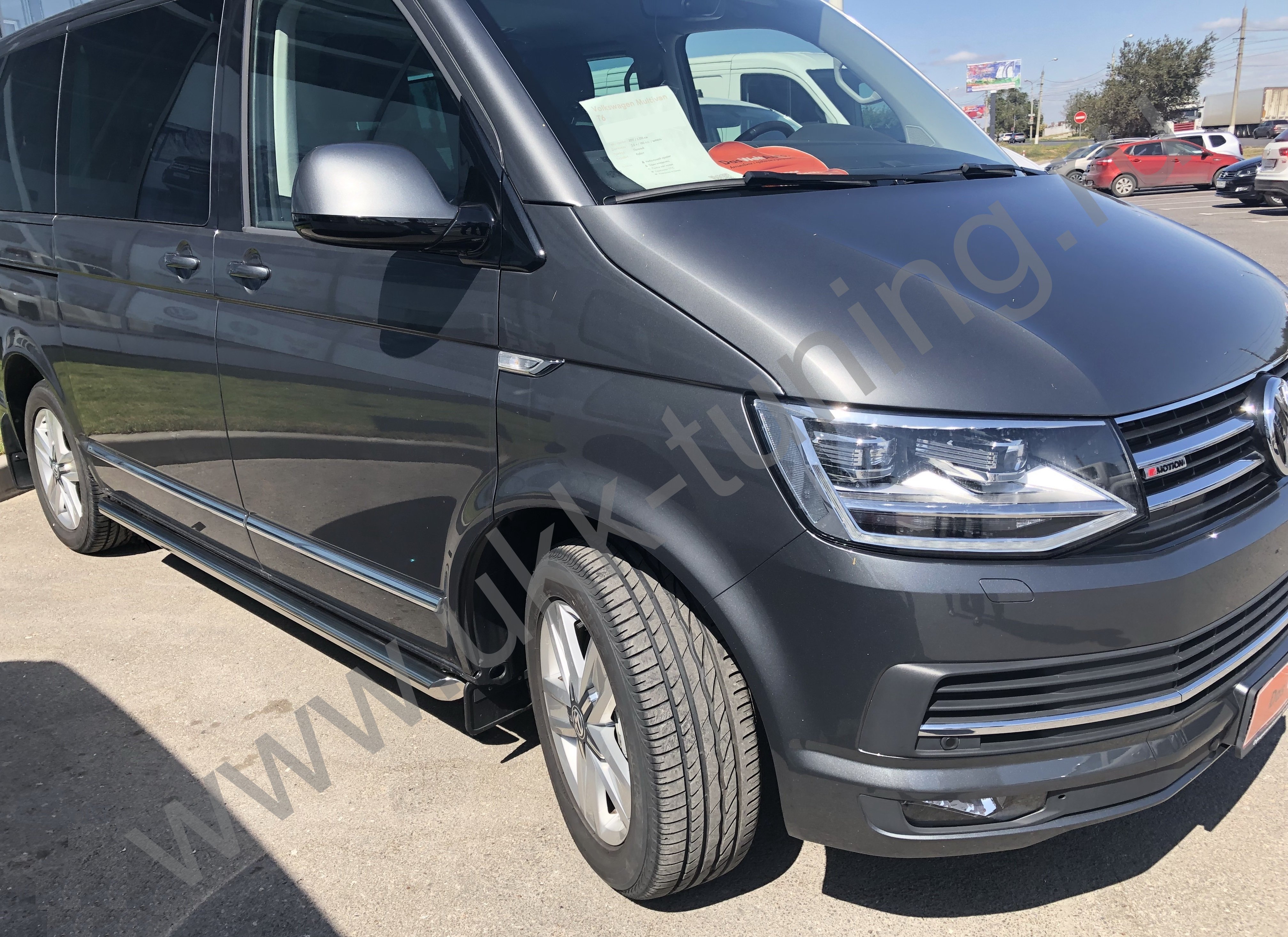 Боковые подножки Volkswagen T5 с 2003-2009 труба