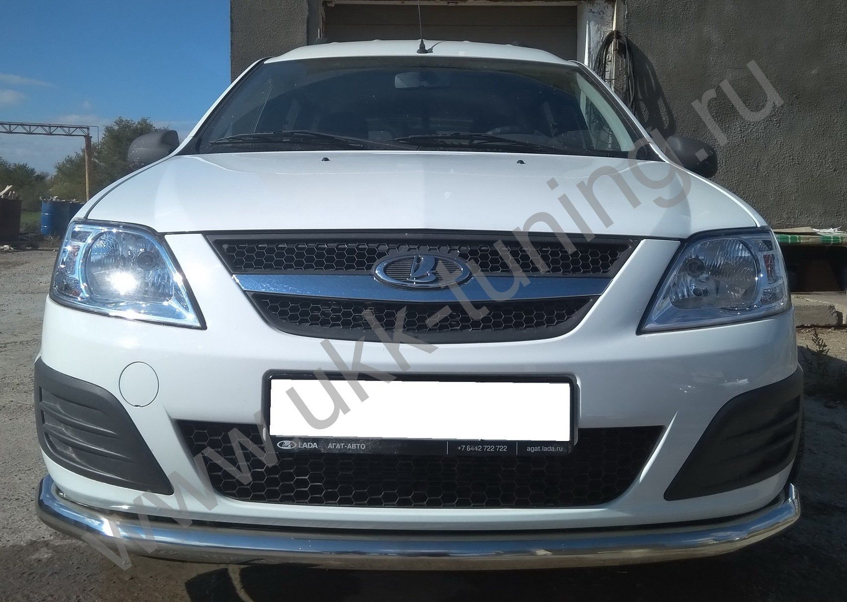 Защита переднего бампера LADA Largus Защита переднего бампера LADA Largus