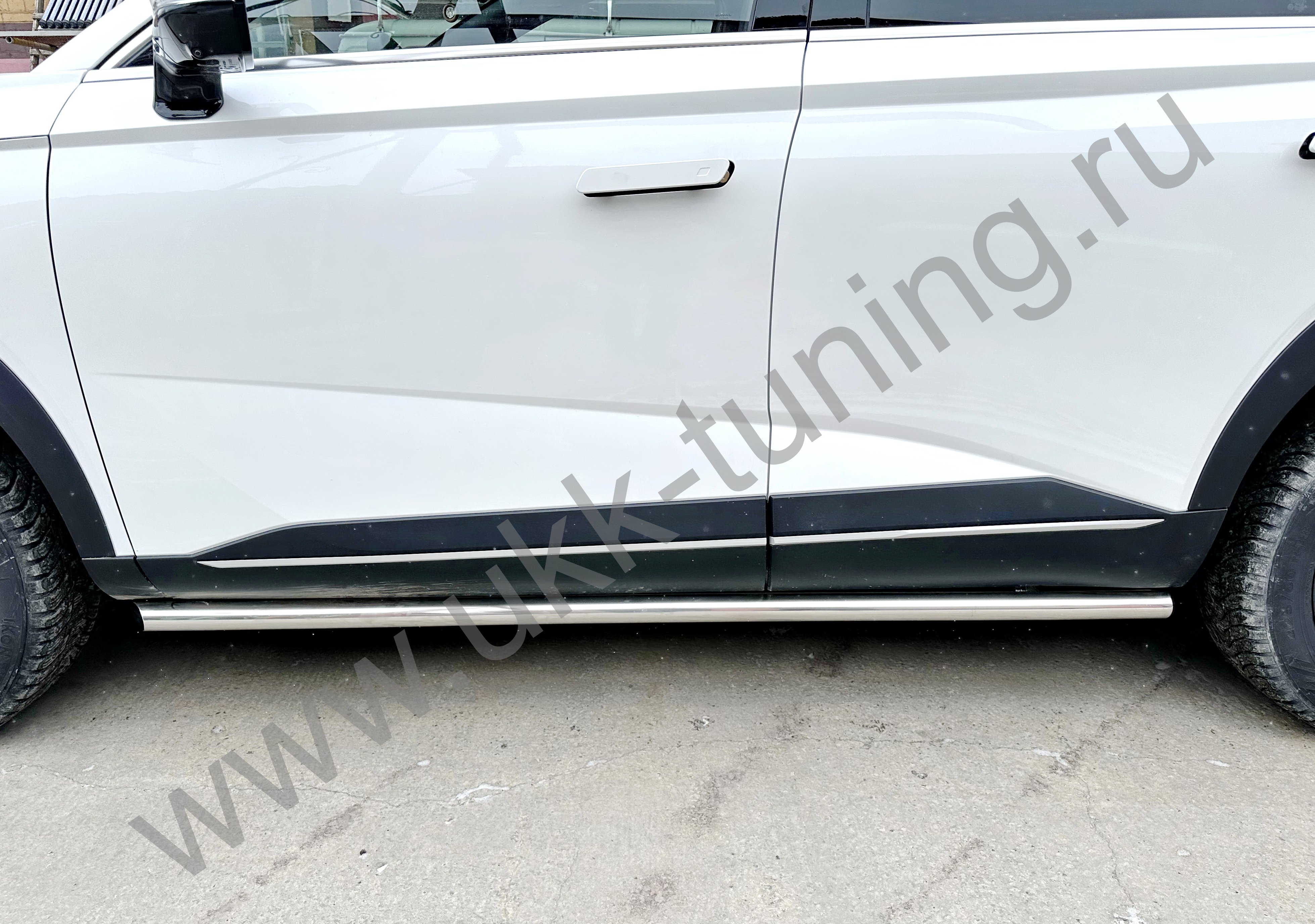 Боковые подножки Haval F7 c 2024 труба