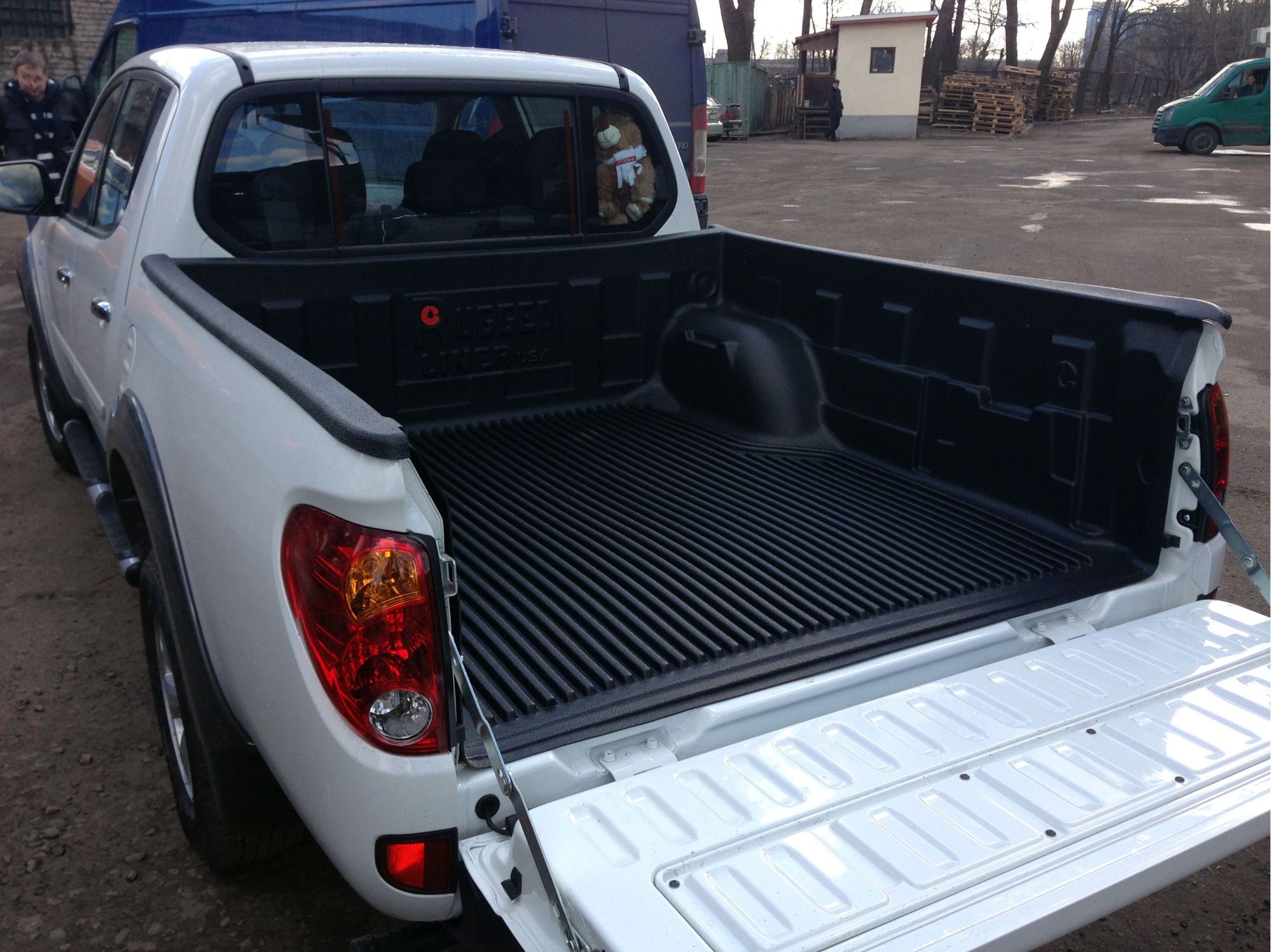 Вкладыш кузова на борт MITSUBISHI L200 Long с 2014