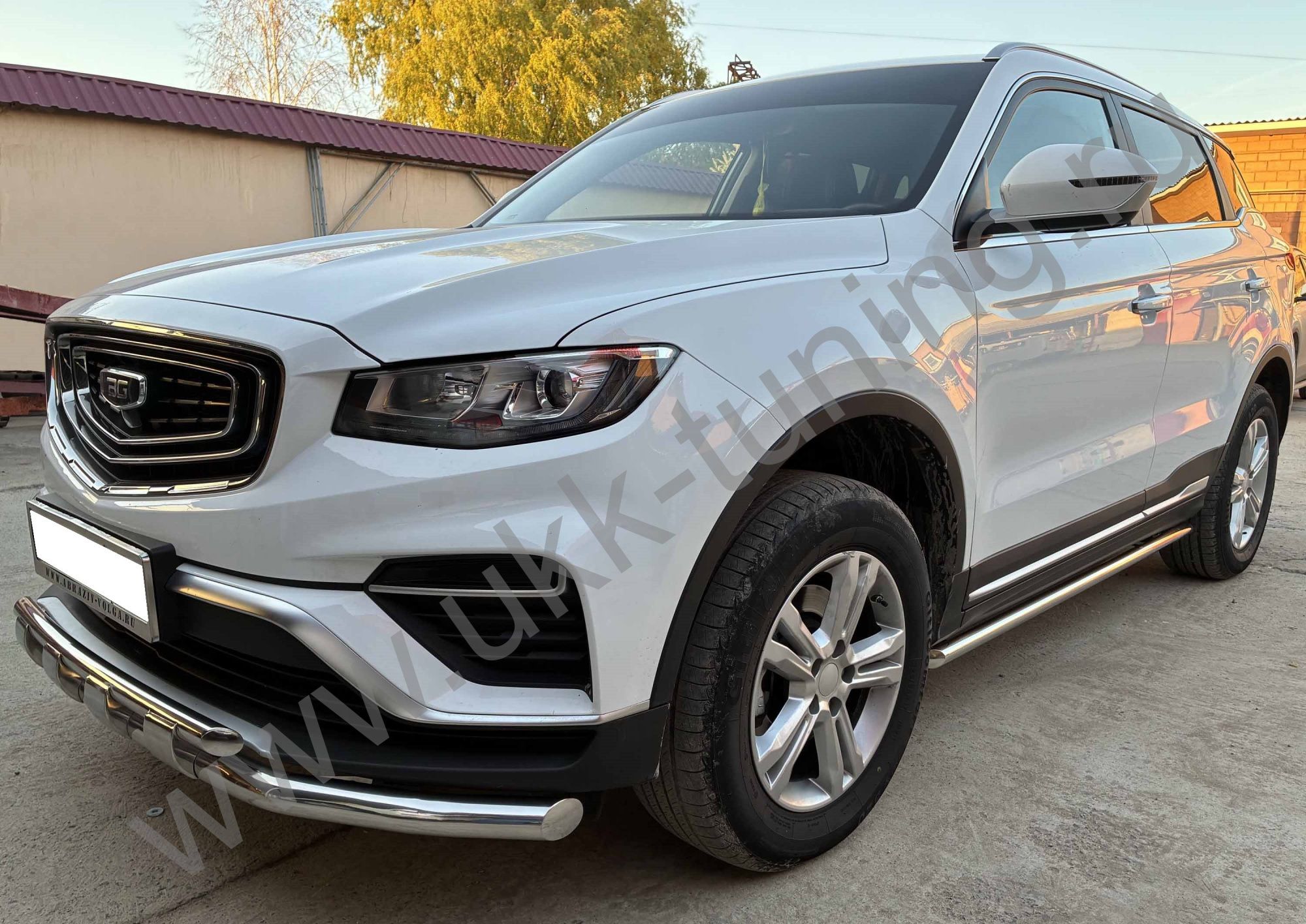 Защита переднего бампера двойная с перемычками Geely Atlas Pro с 2021