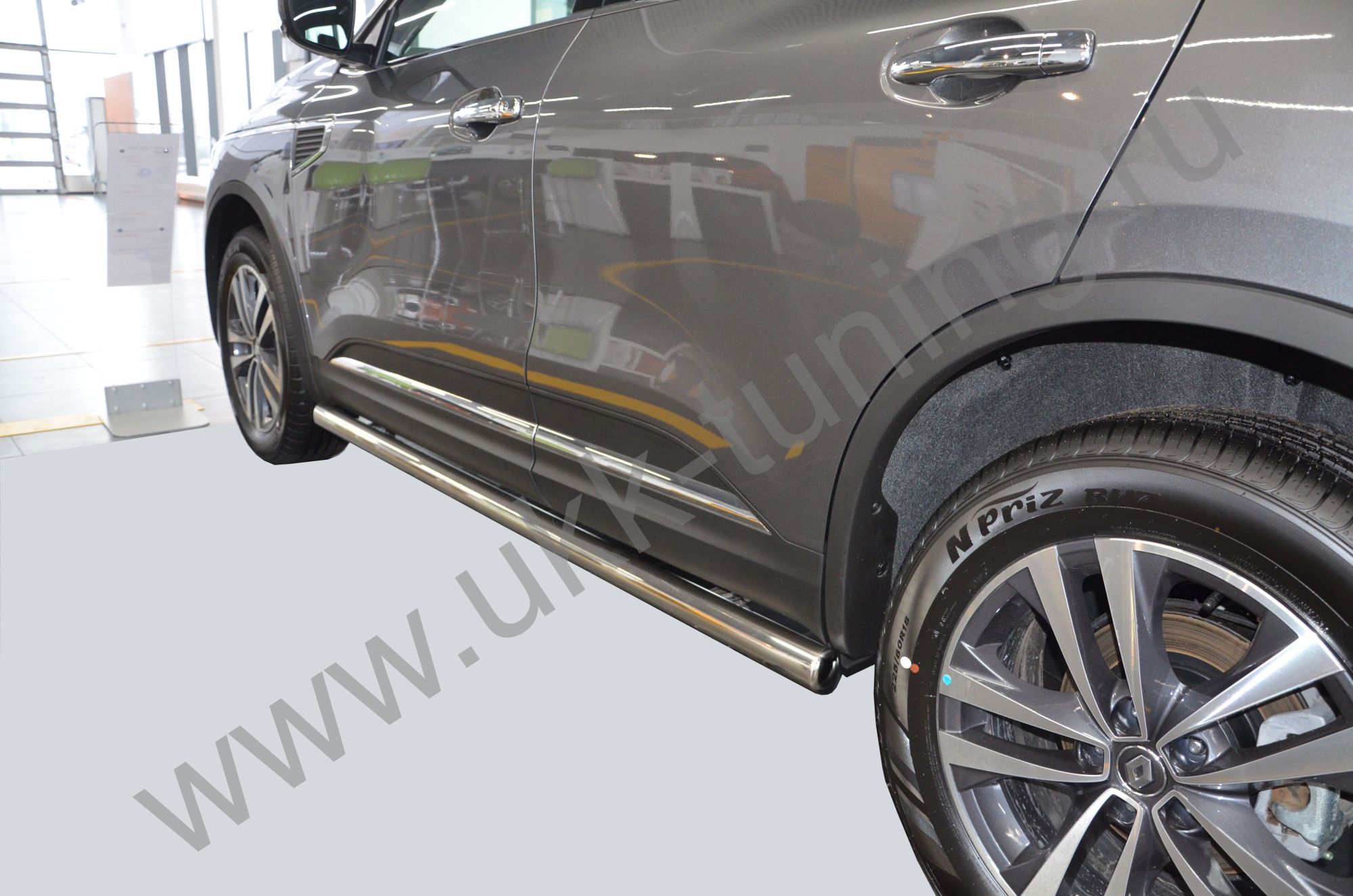 Защита штатного порога Renault Koleos с 2017 Защита штатного порога Renault Koleos с 2017
