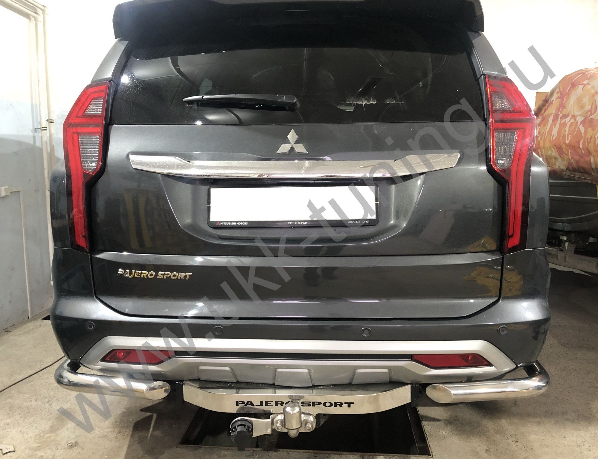 Защита заднего бампера угловая двойная Mitsubishi Pajero Sport с 2021 Защита заднего бампера угловая двойная Mitsubishi Pajero Sport с 2021