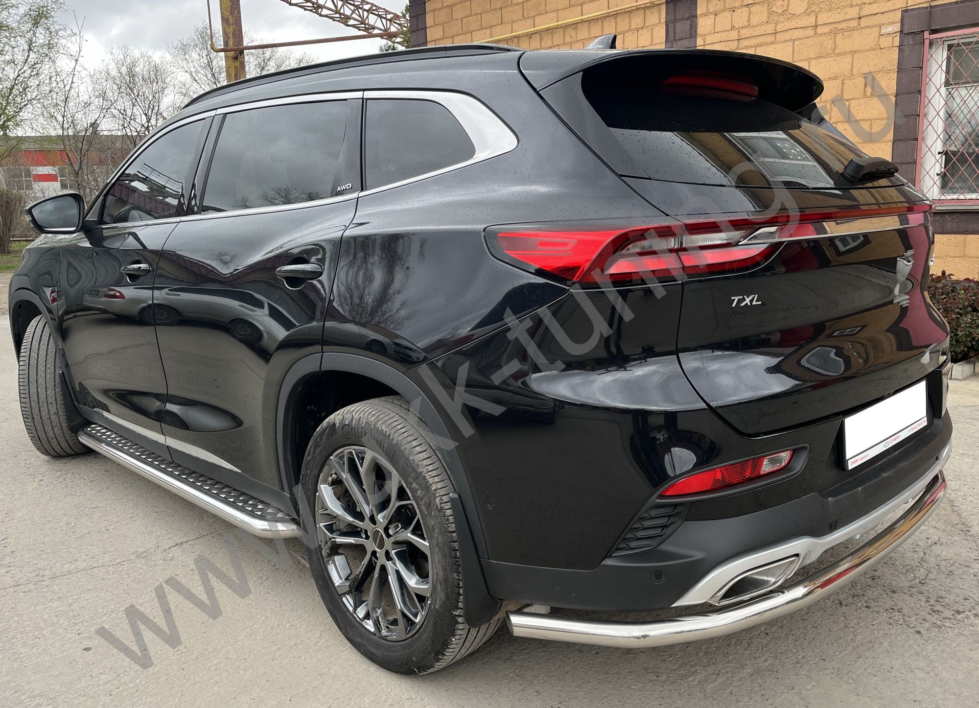 Защита заднего бампера угловая большая CheryExeed TXL с 2020