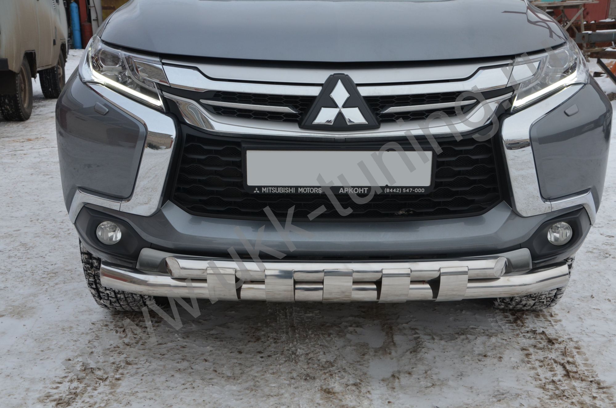 Защита переднего бампера двойная с пластинами Mitsubishi Pajero Sport с 2017 Защита переднего бампера двойная с пластинами Mitsubishi Pajero Sport с 2017