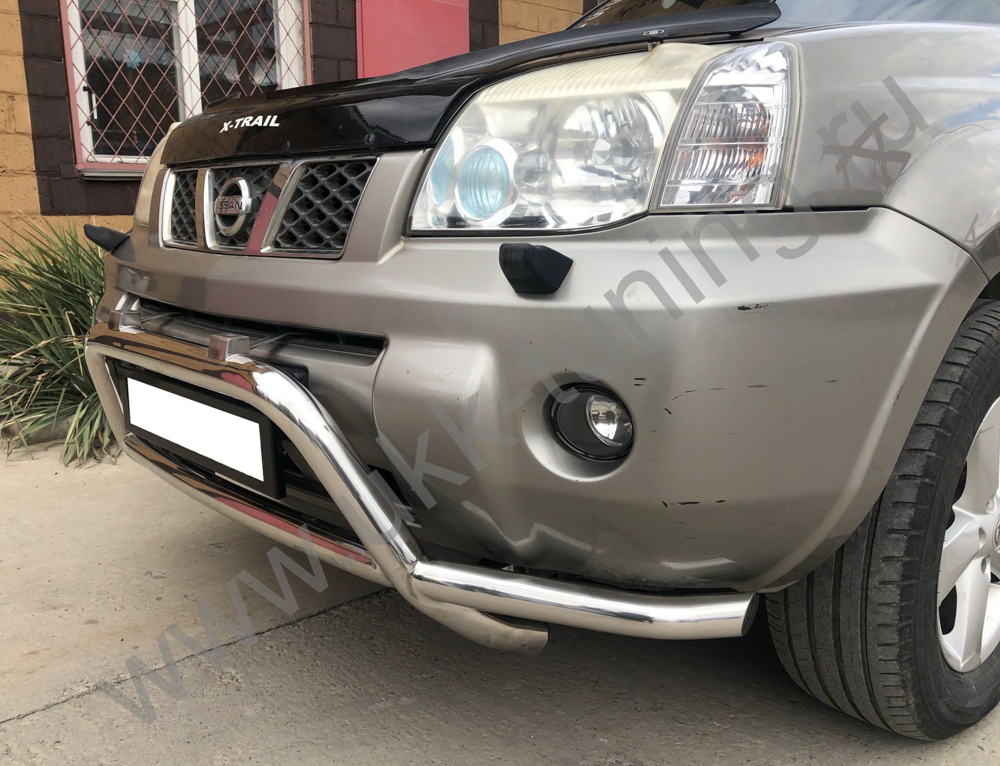 Защита переднего бампера со скобой Nissan X-trail 2004-2007 (Т30) Первое поколение (Рестайлинг) Защита переднего бампера со скобой Nissan X-trail 2004-2007 (Т30) Первое поколение (Рестайлинг)