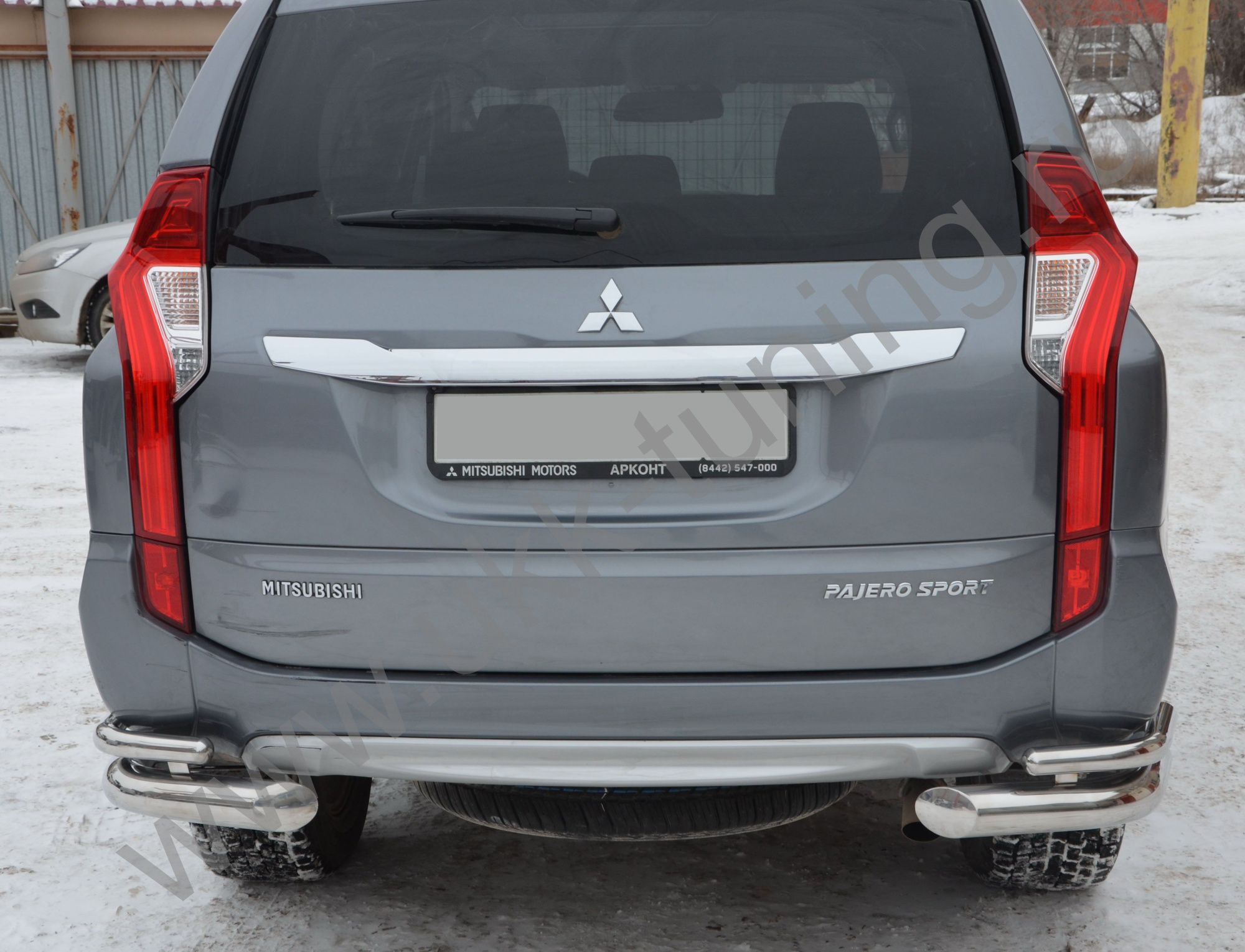 Защита заднего бампера угловая двойная Mitsubishi Pajero Sport с 2017 Защита заднего бампера угловая двойная Mitsubishi Pajero Sport с 2017