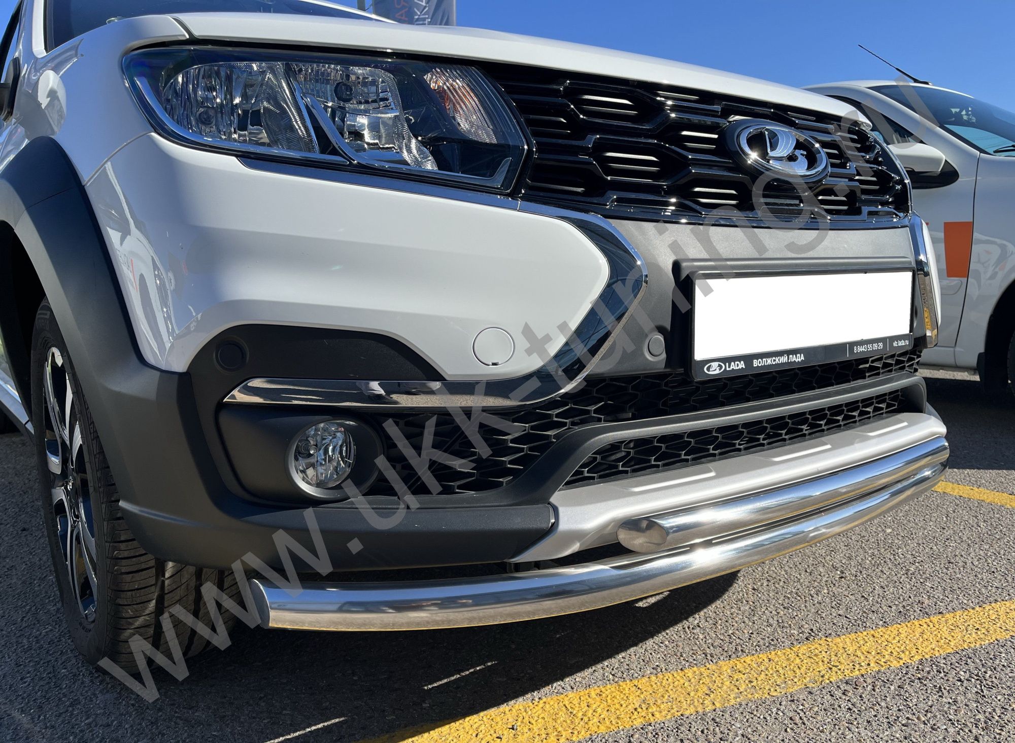 Защита переднего бампера двойная Lada Largus Cross с 2021 Защита переднего бампера двойная Lada Largus Cross с 2021