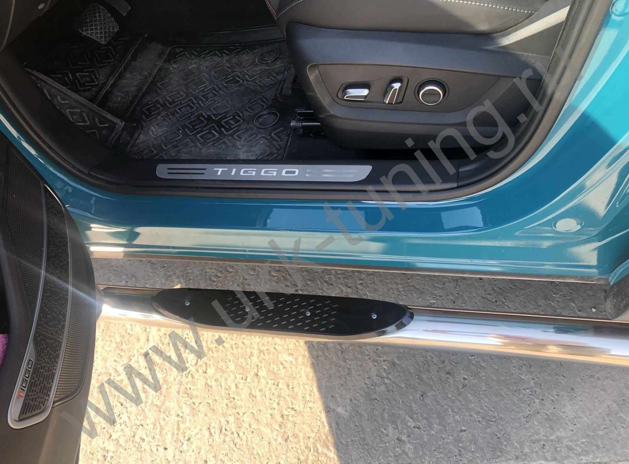 Пороги труба с проступью Chery Tiggo 7 Pro с 2021