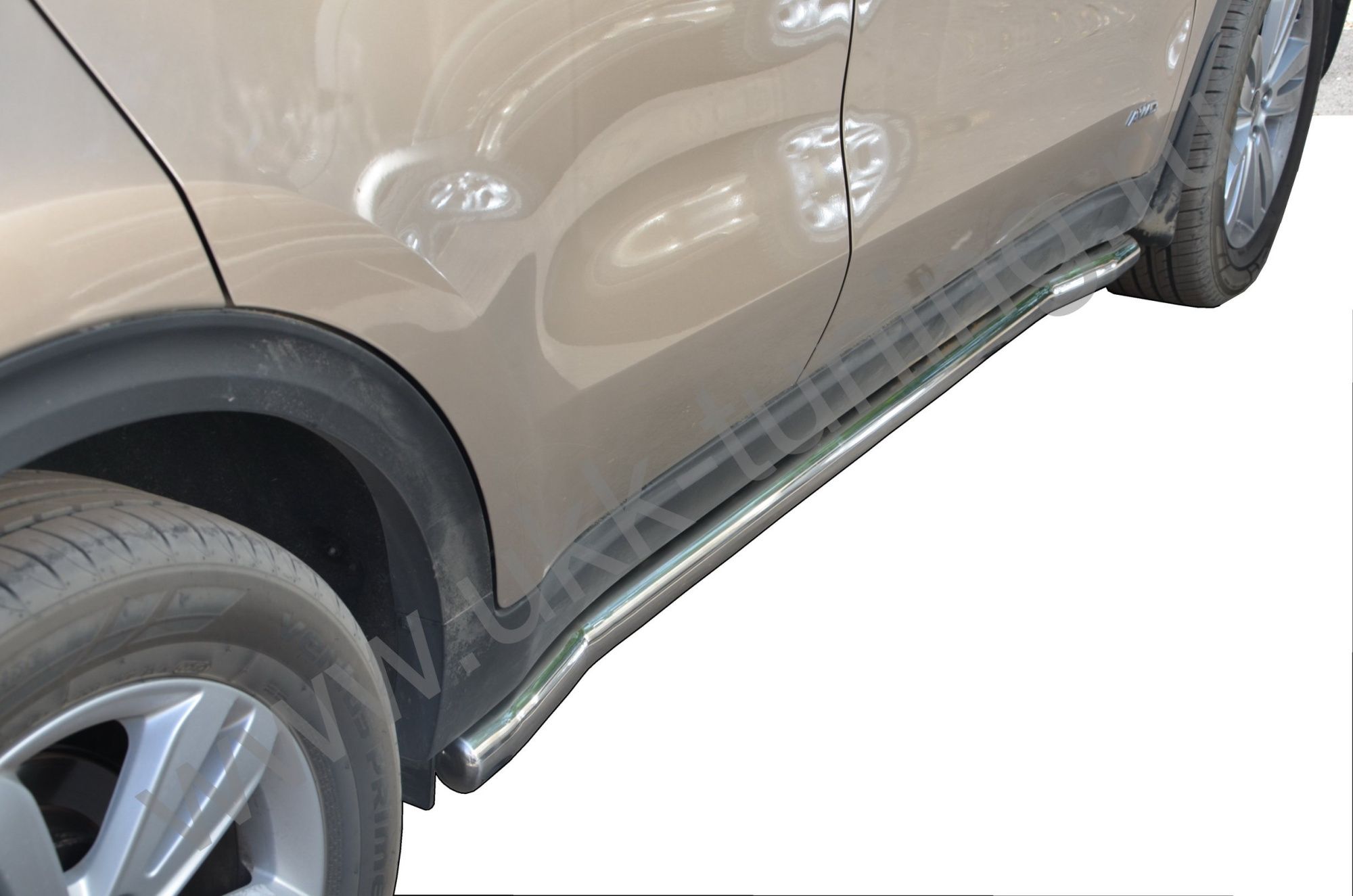 Боковые подножки Kia Sportage с 2018-2020 труба