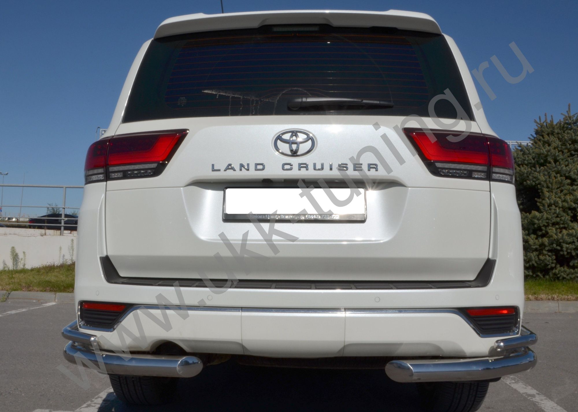 Защита заднего бампера Toyota Land Cruiser 300 c 2021 угловая двойная Защита заднего бампера Toyota Land Cruiser 300 c 2021 угловая двойная