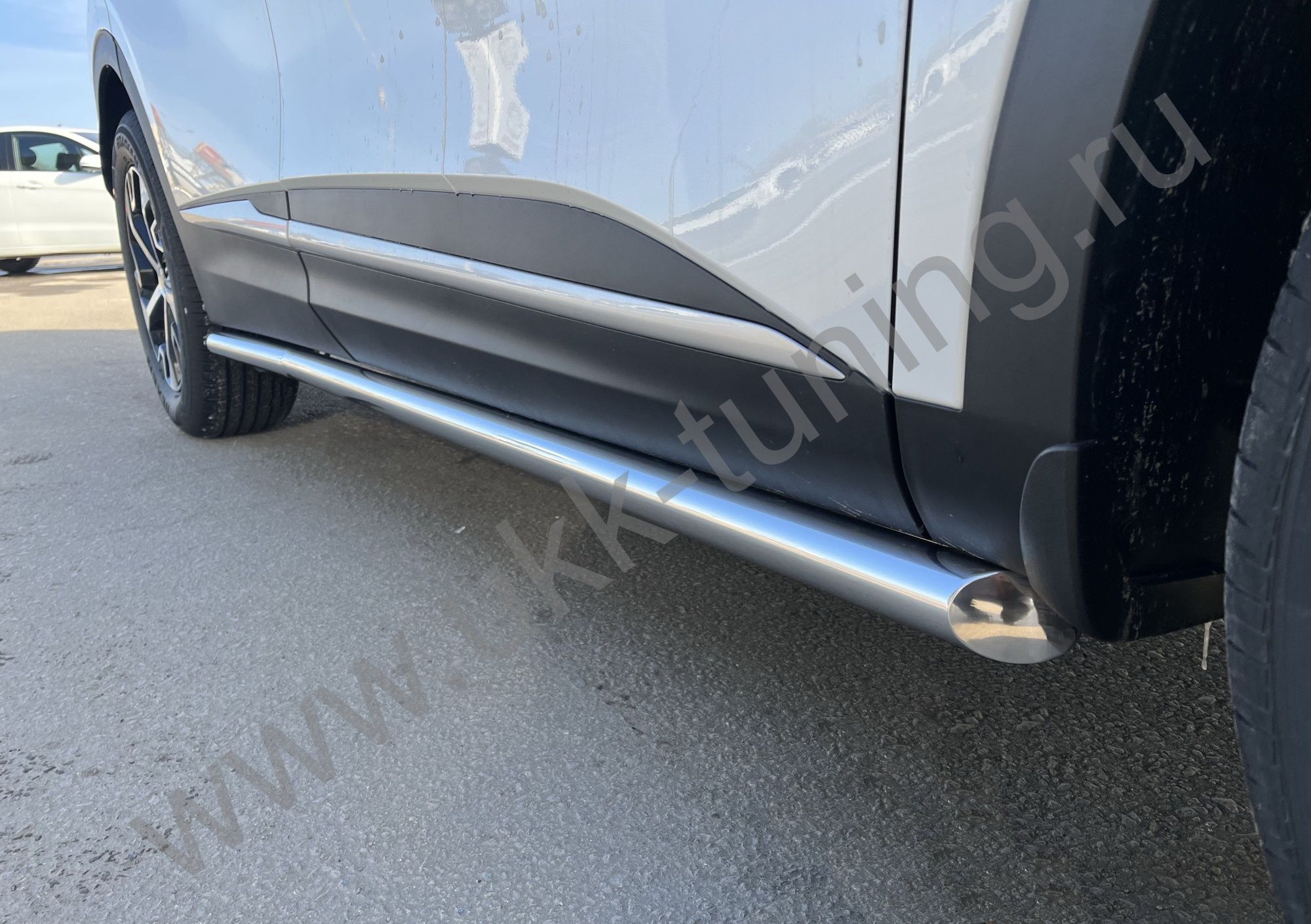 Защита штатного порога труба KIA Sportage 2022 комплектация GT-Line (кроме комплектации Style и X-Line)