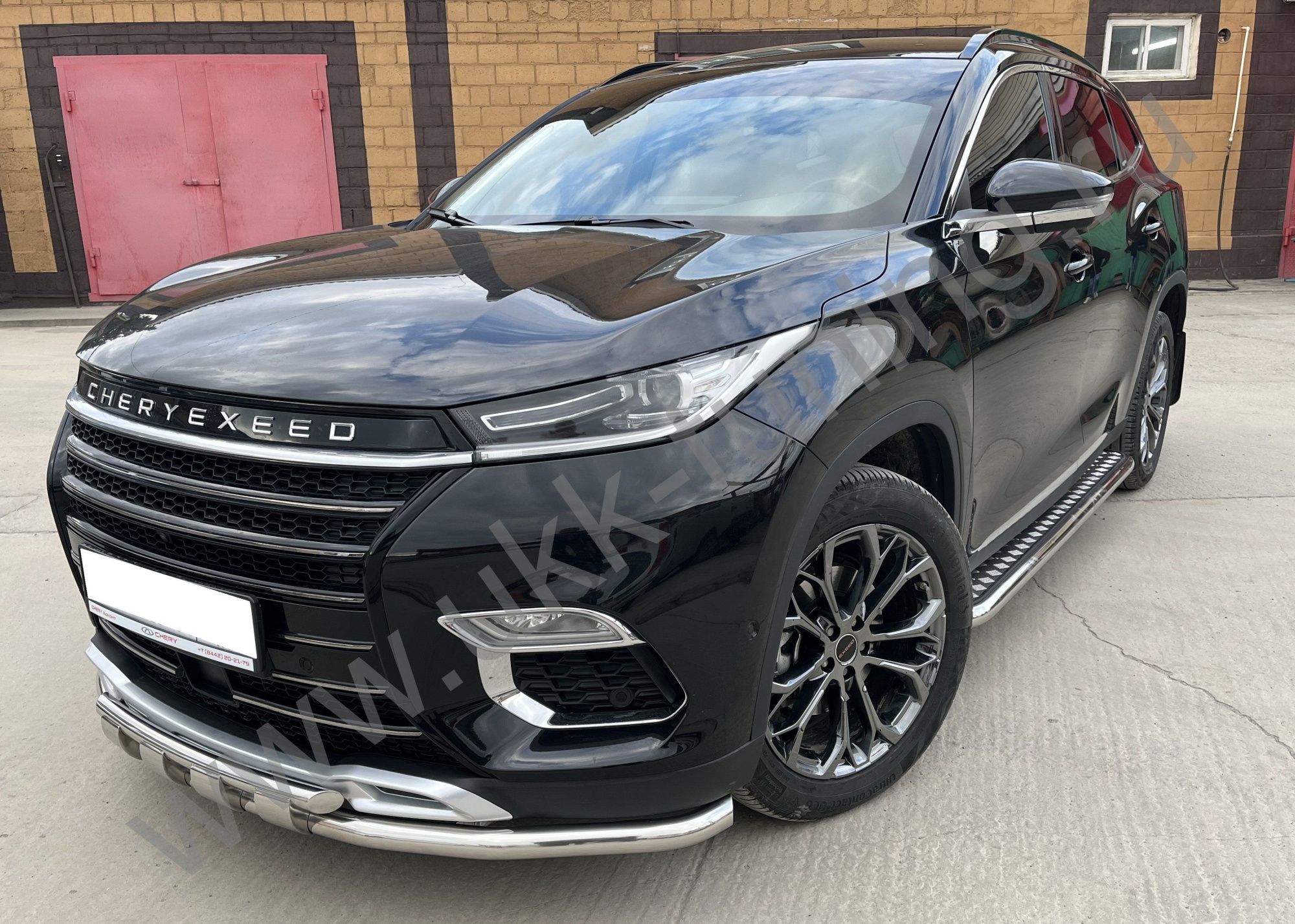 Пороги с накладным листом CheryExeed TXL с 2020